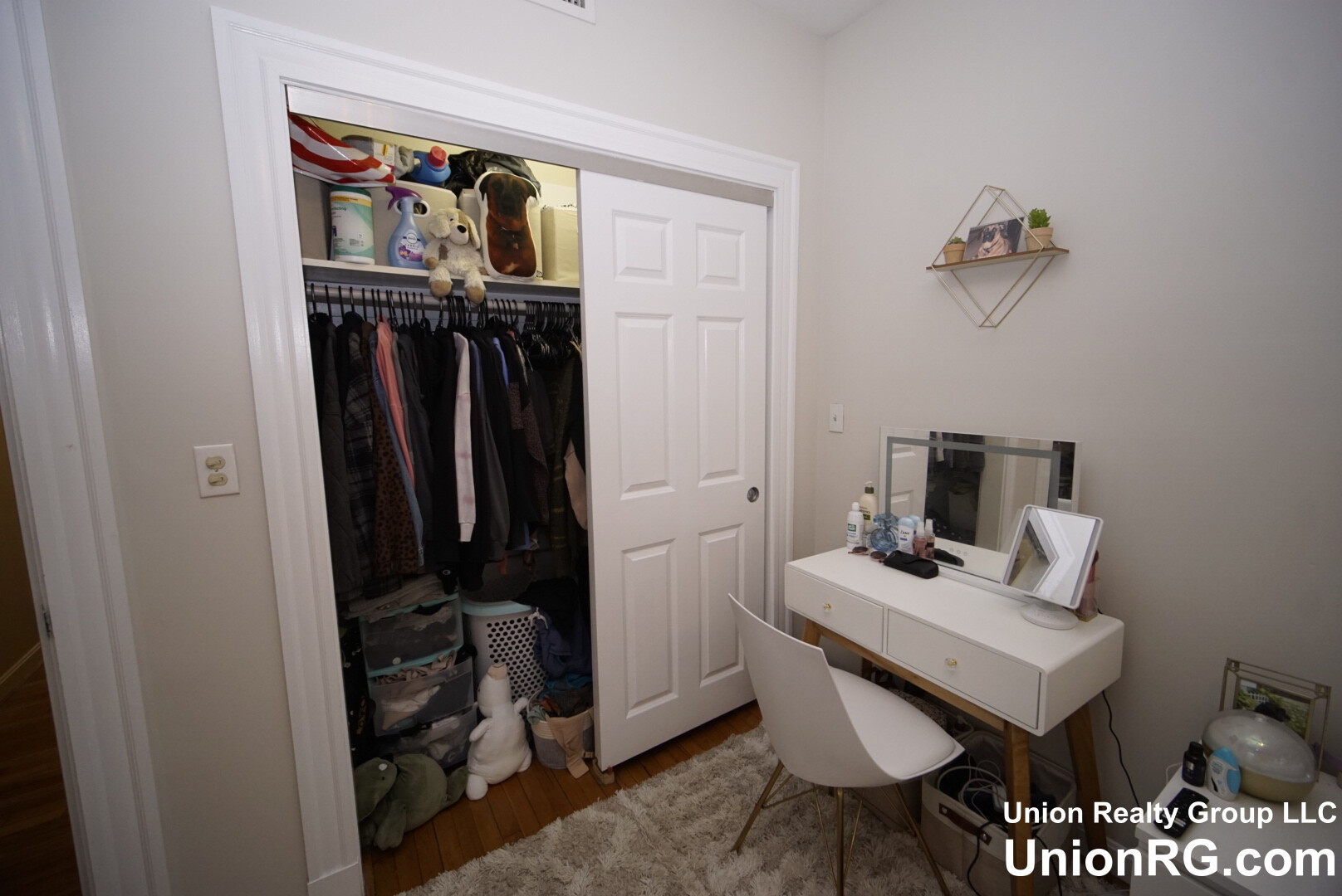 1932 Beacon St, Brighton