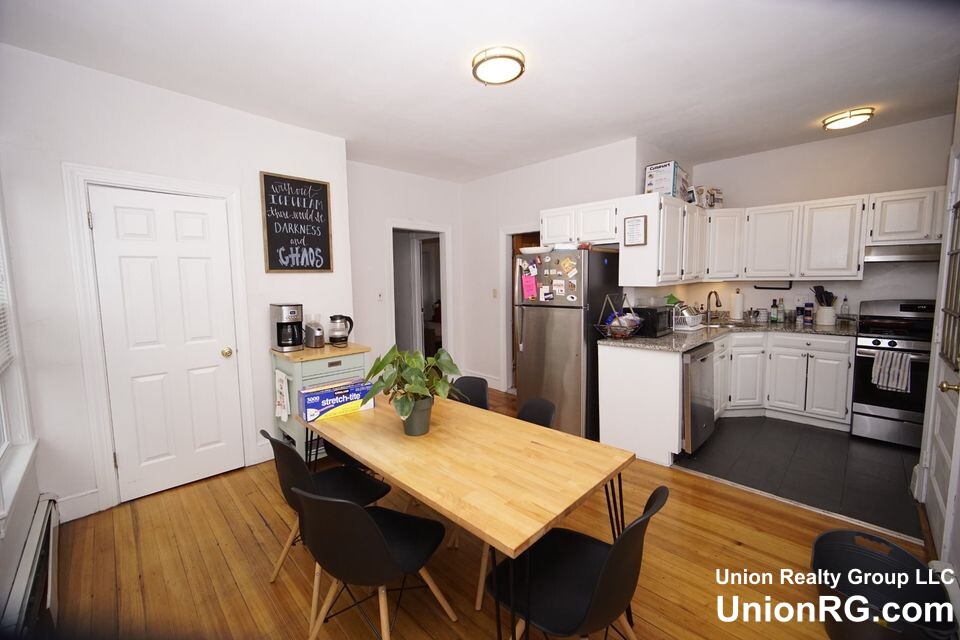 337 Beacon St, Spring Hill