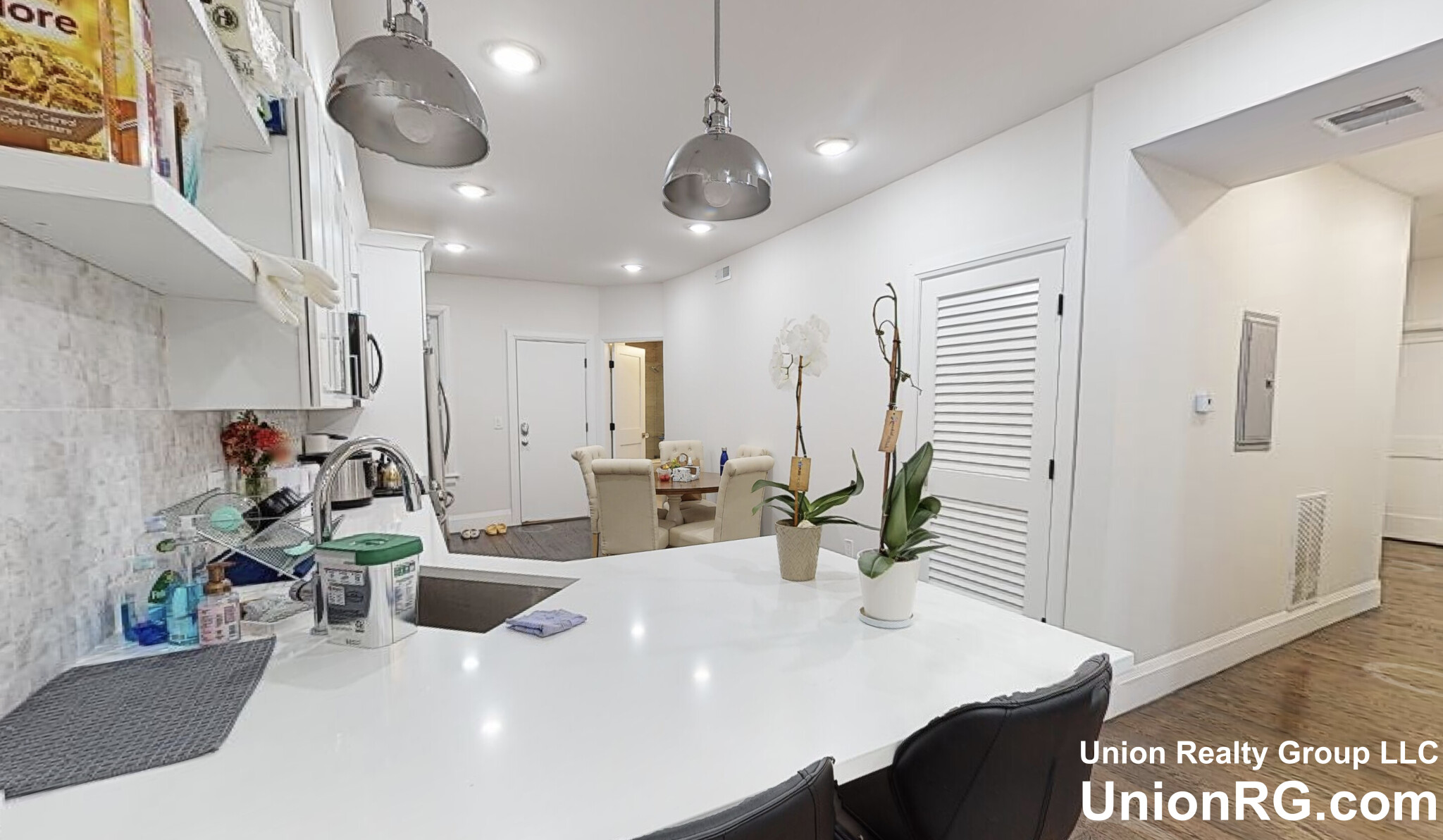 7 Strathmore Rd, Chestnut Hill