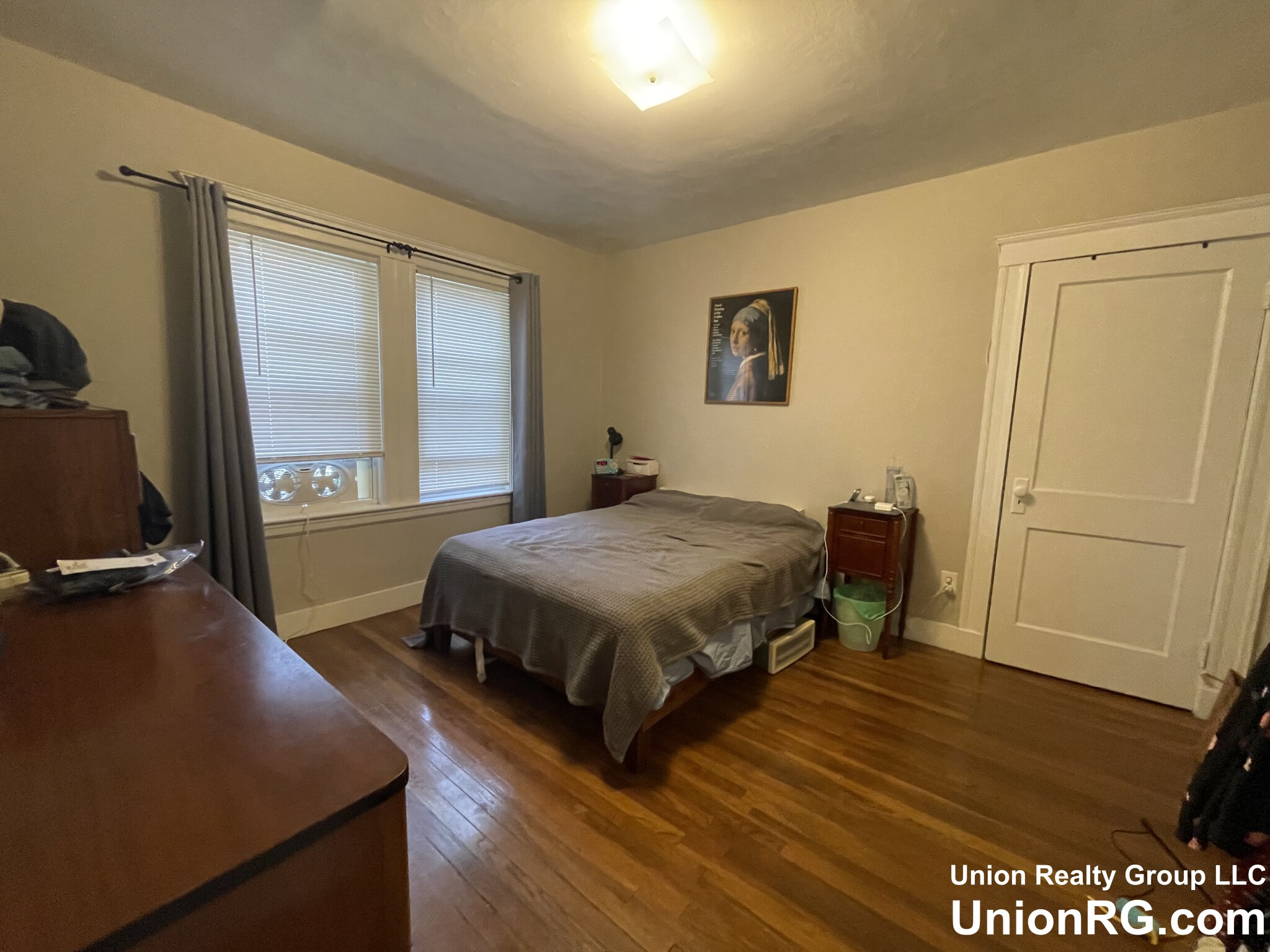 10 Woodside Ave, Jamaica Plain