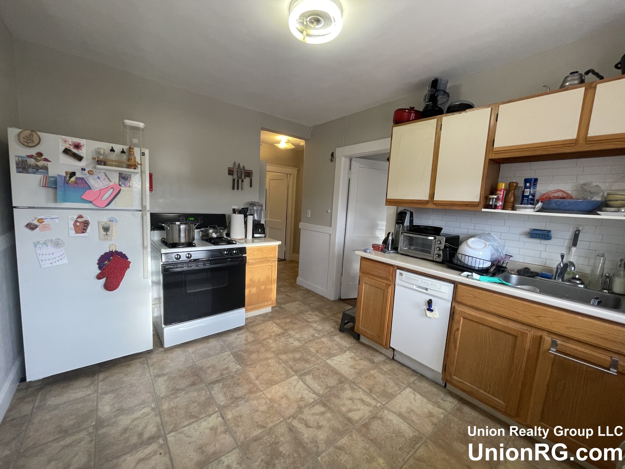 10 Woodside Ave, Jamaica Plain