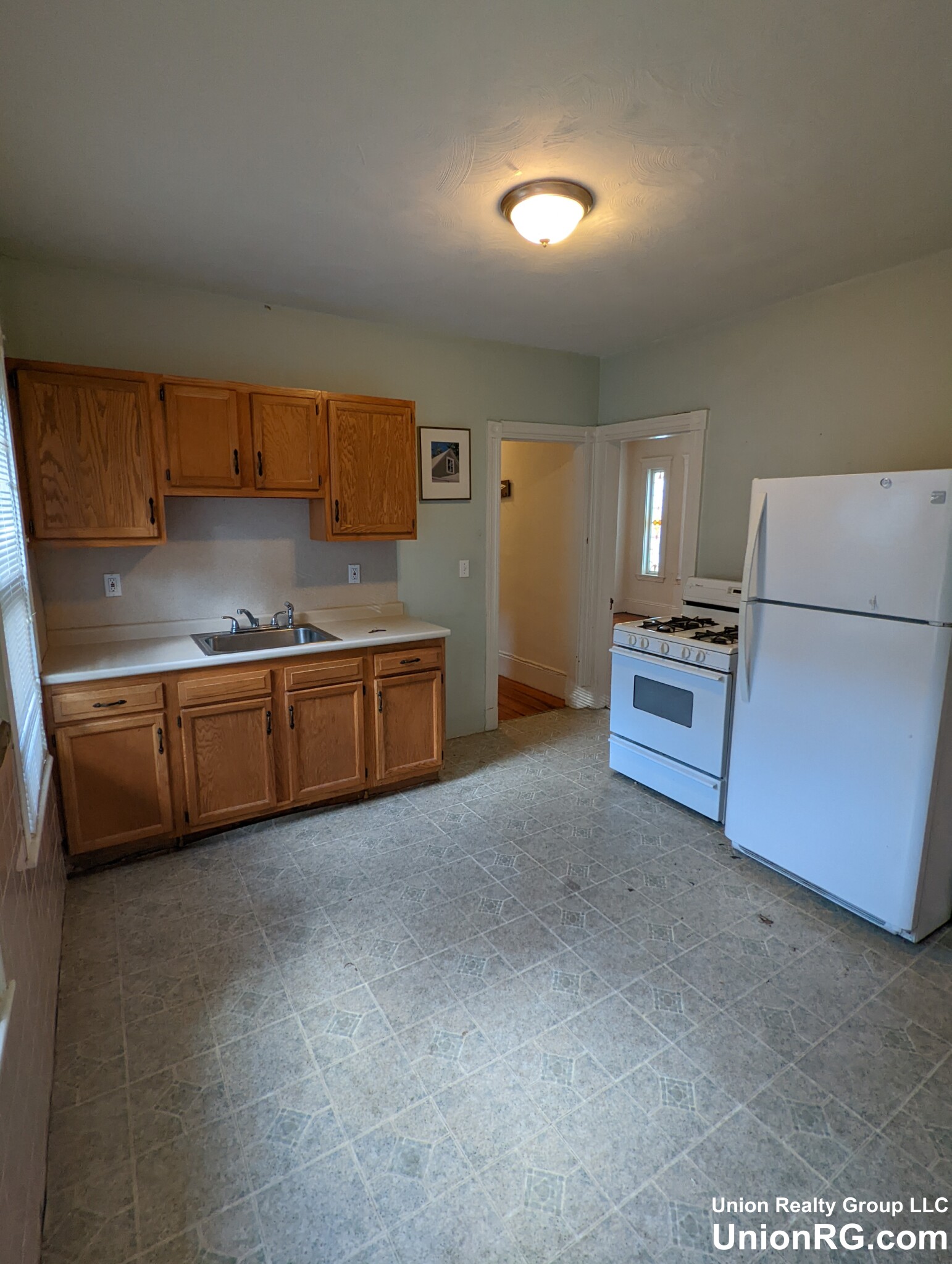 548 Washington St, Brighton