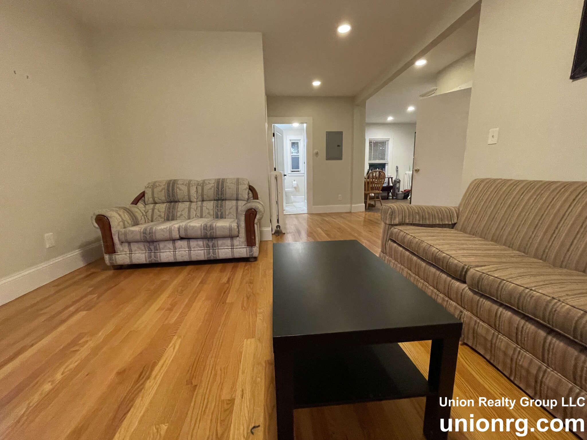 22 Mansfield St, Allston