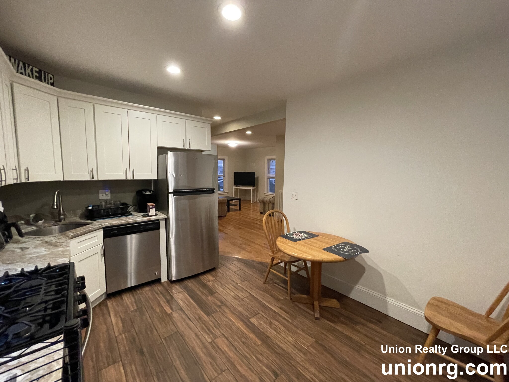 22 Mansfield St, Allston