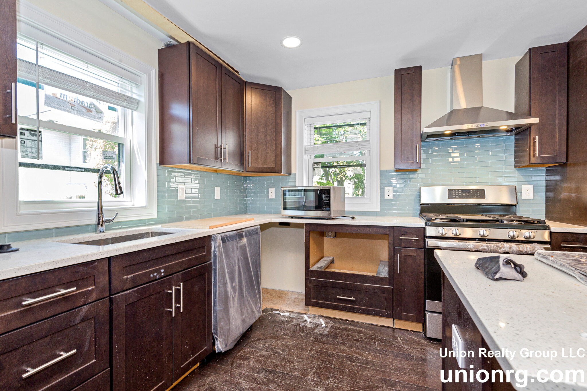 62 Bradbury Ave, Medford