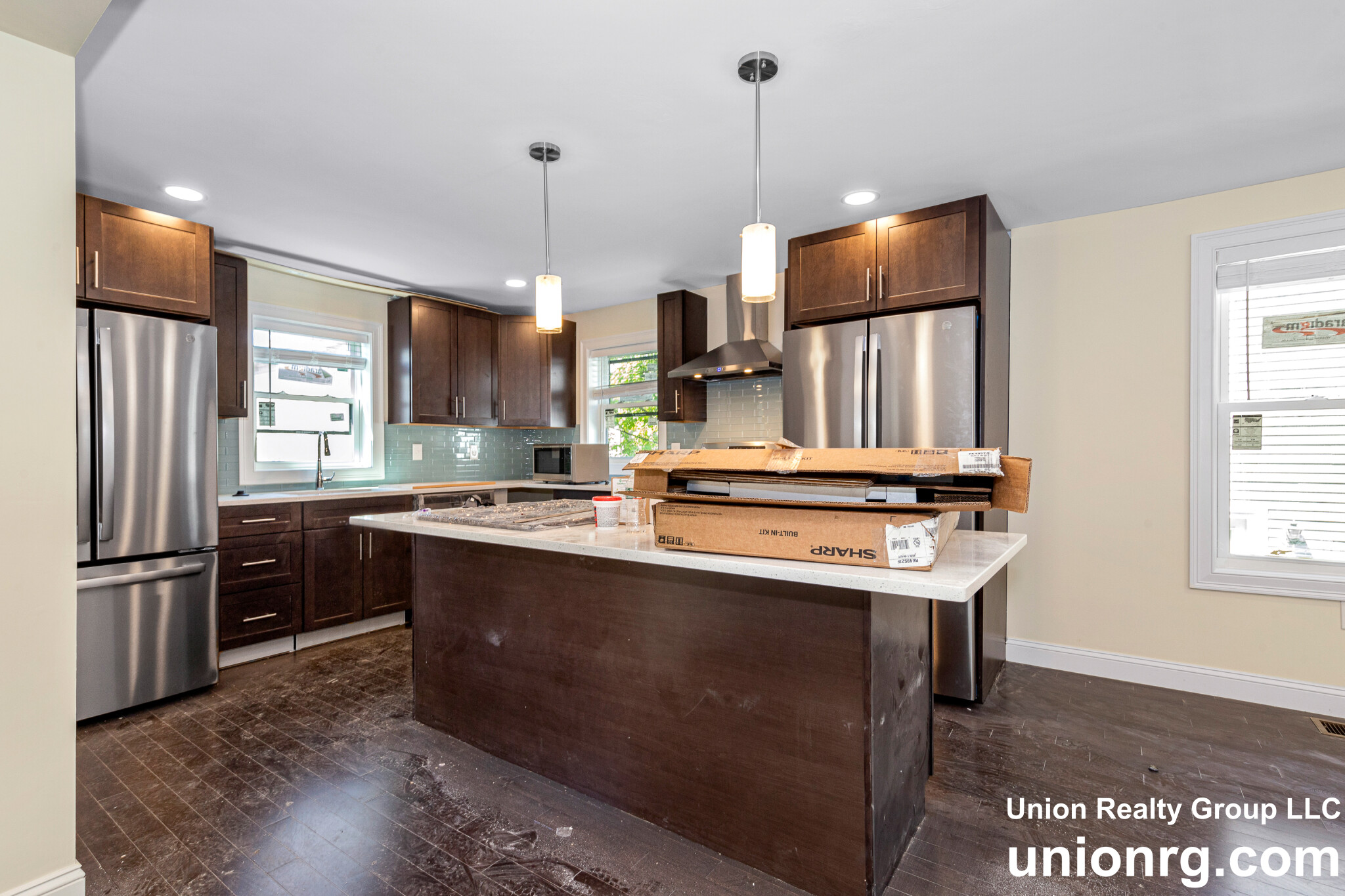 62 Bradbury Ave, Medford