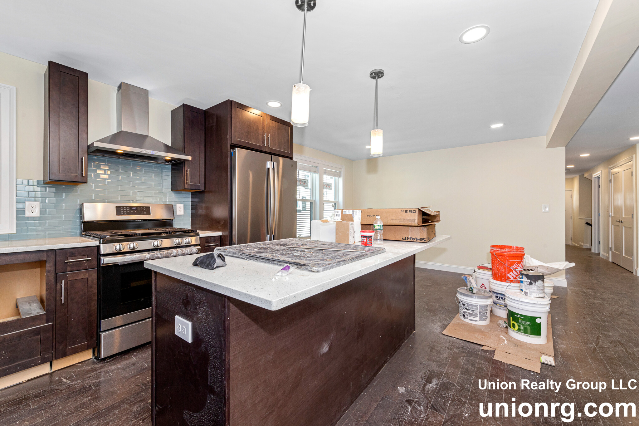 62 Bradbury Ave, Medford