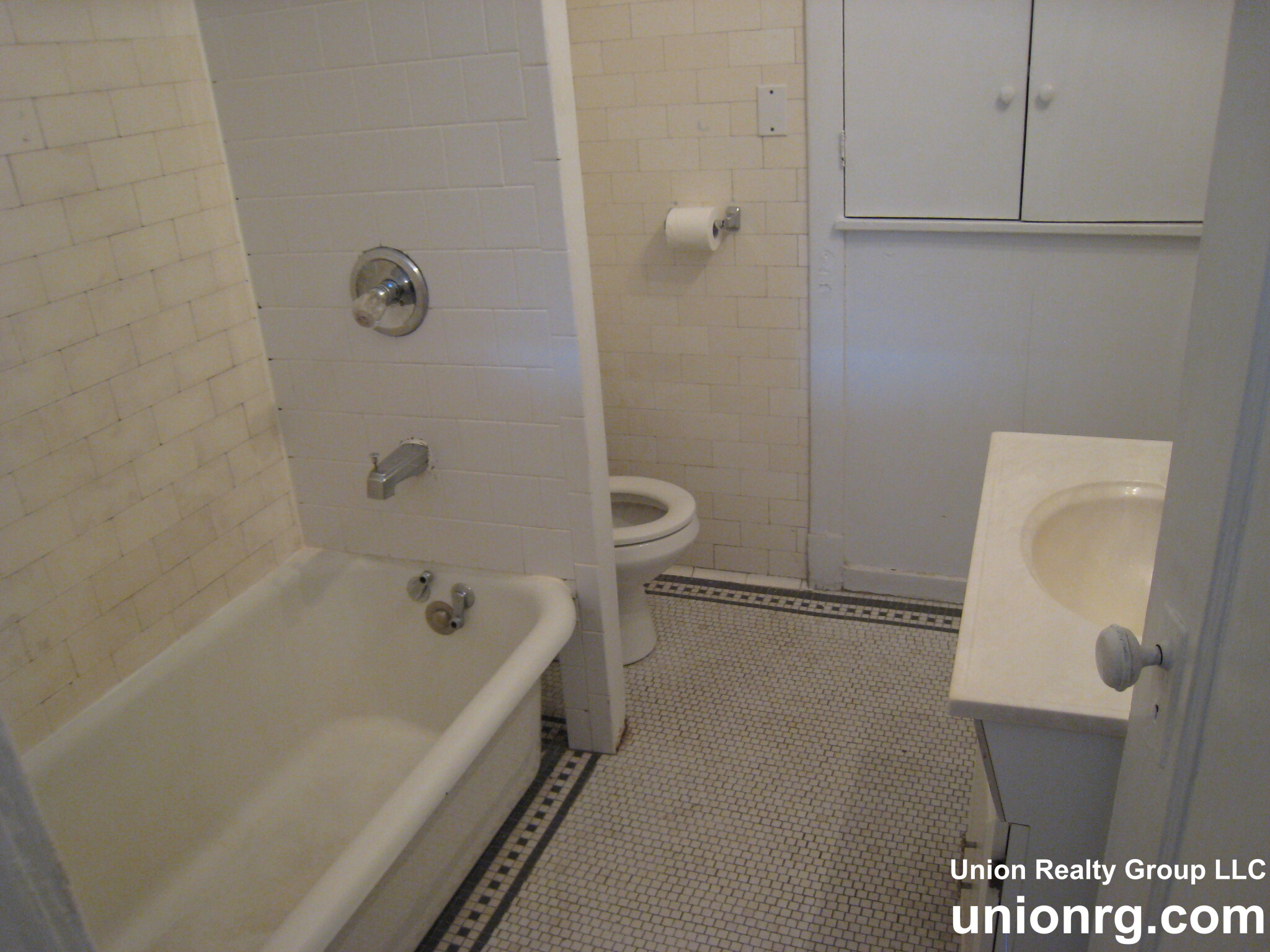 322 Saint Paul St, Coolidge Corner