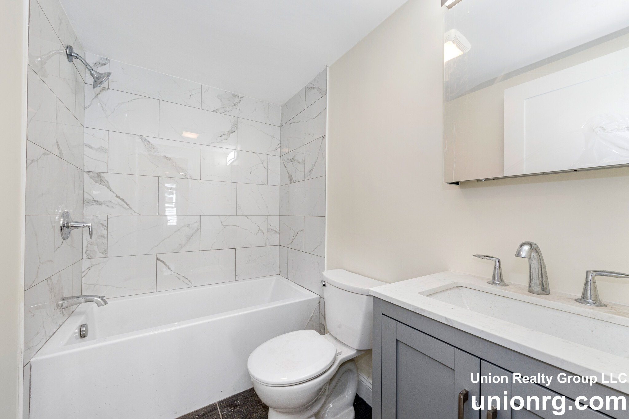 72 Stanley Ave, Medford