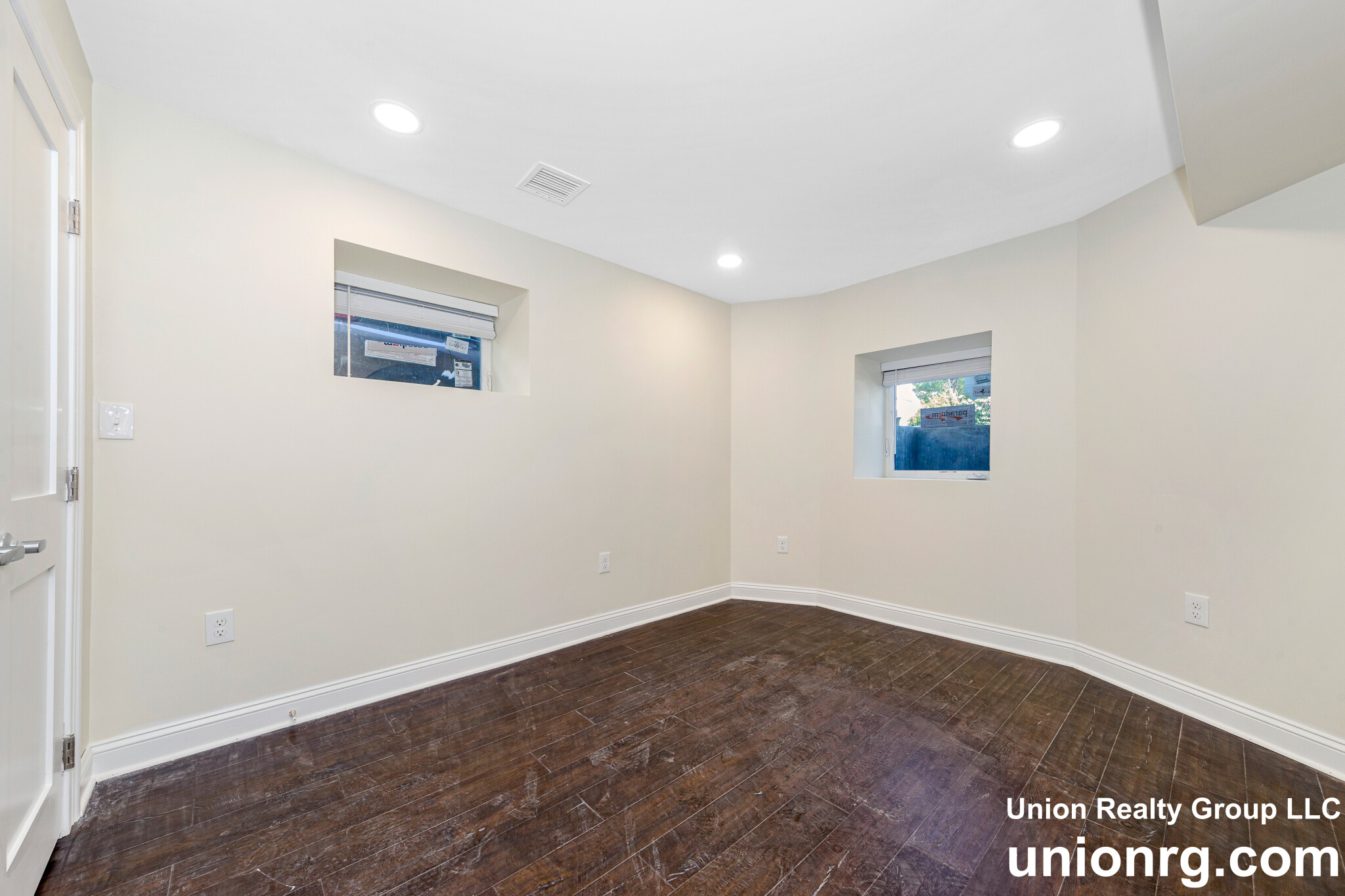 72 Stanley Ave, Medford