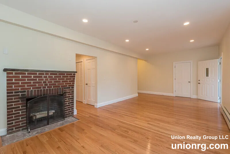 66 Glenellen Rd, West Roxbury