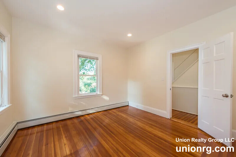 66 Glenellen Rd, West Roxbury