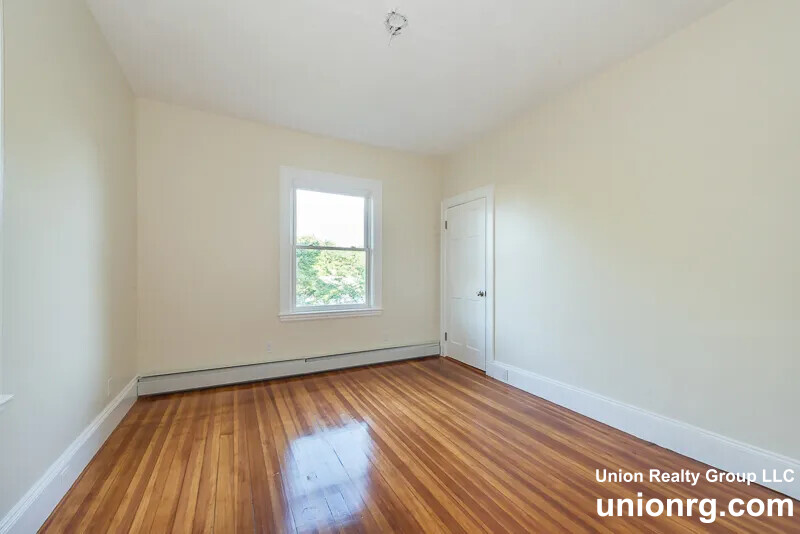 66 Glenellen Rd, West Roxbury