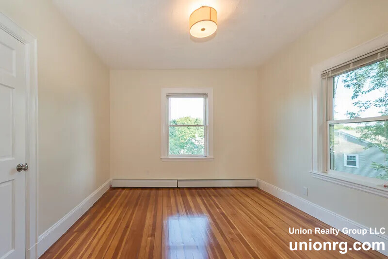 66 Glenellen Rd, West Roxbury
