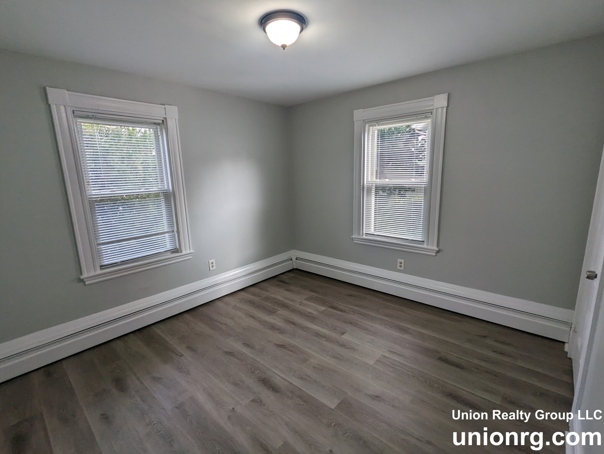 6 Swetts Ct, Watertown