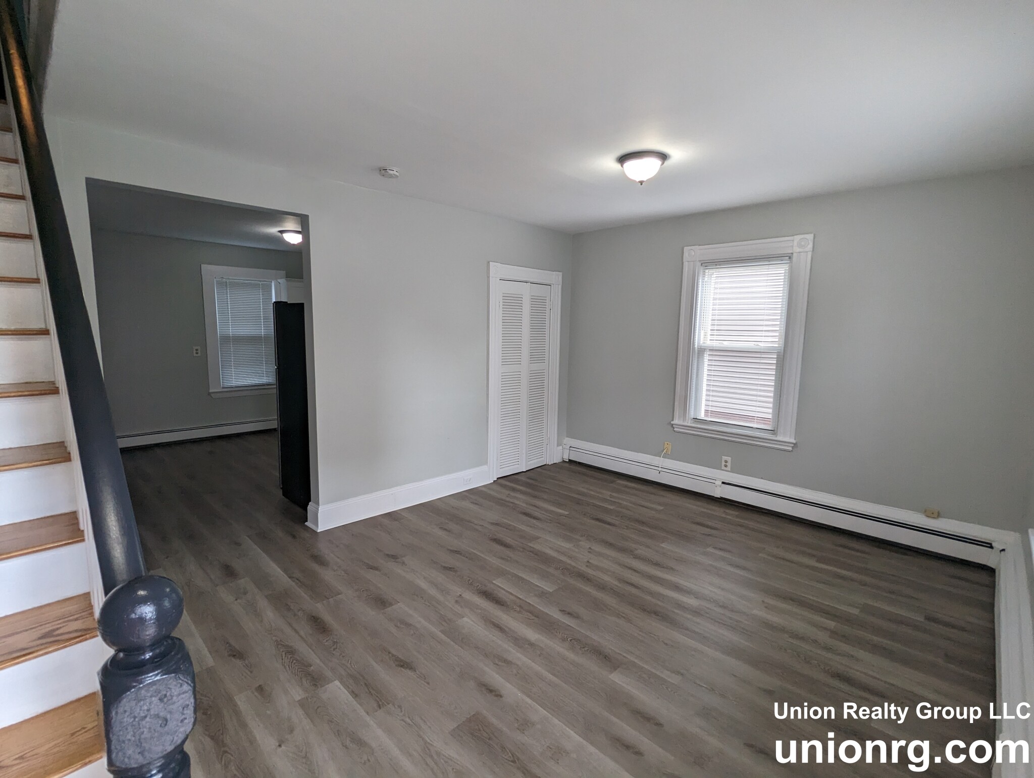 6 Swetts Ct, Watertown