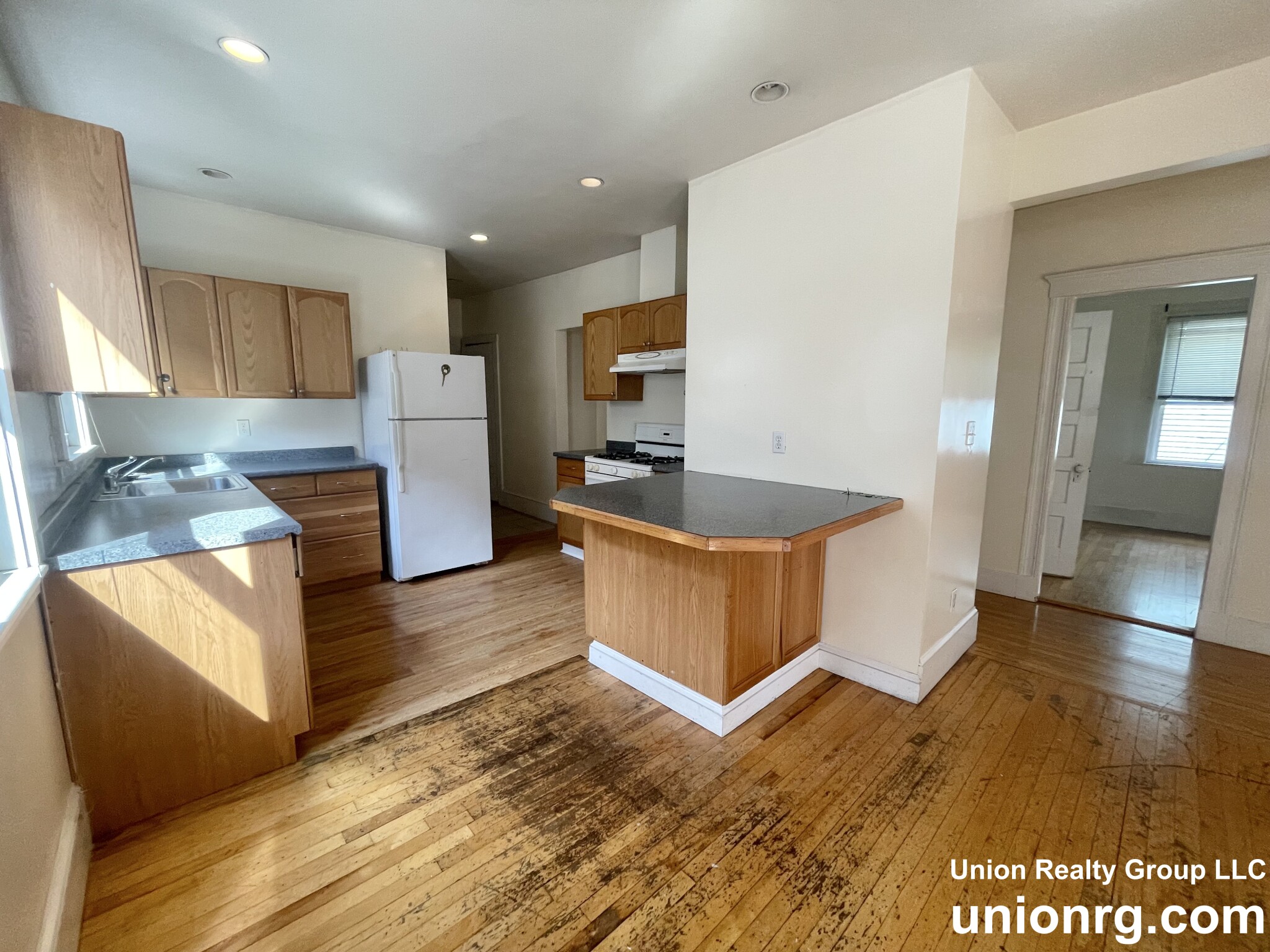 335 Faneuil St, Brighton