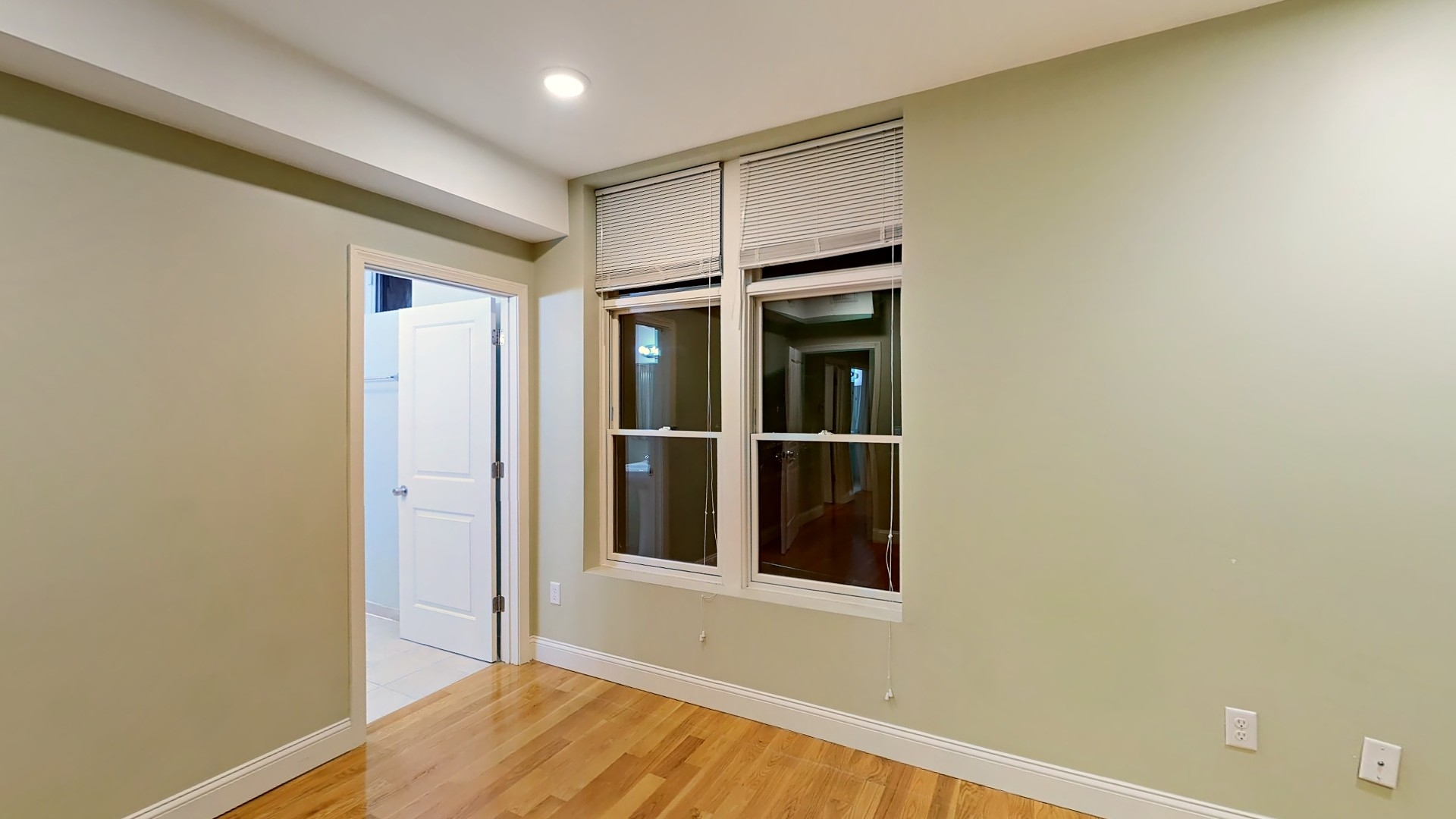 299 Dudley St, South End