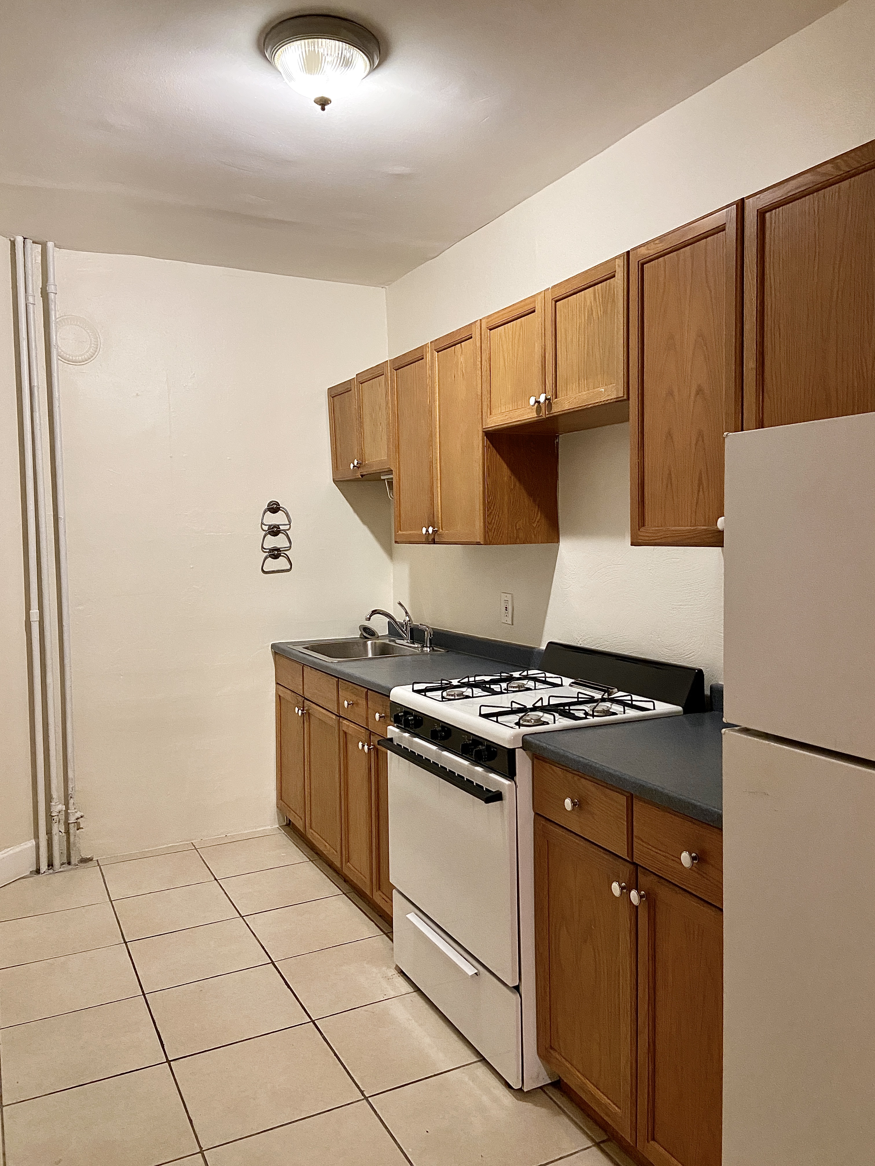 1 bed, 1 bath apartment for rent at 132 Oxford St Unit 1A, Porter Square — photo 4 of 11