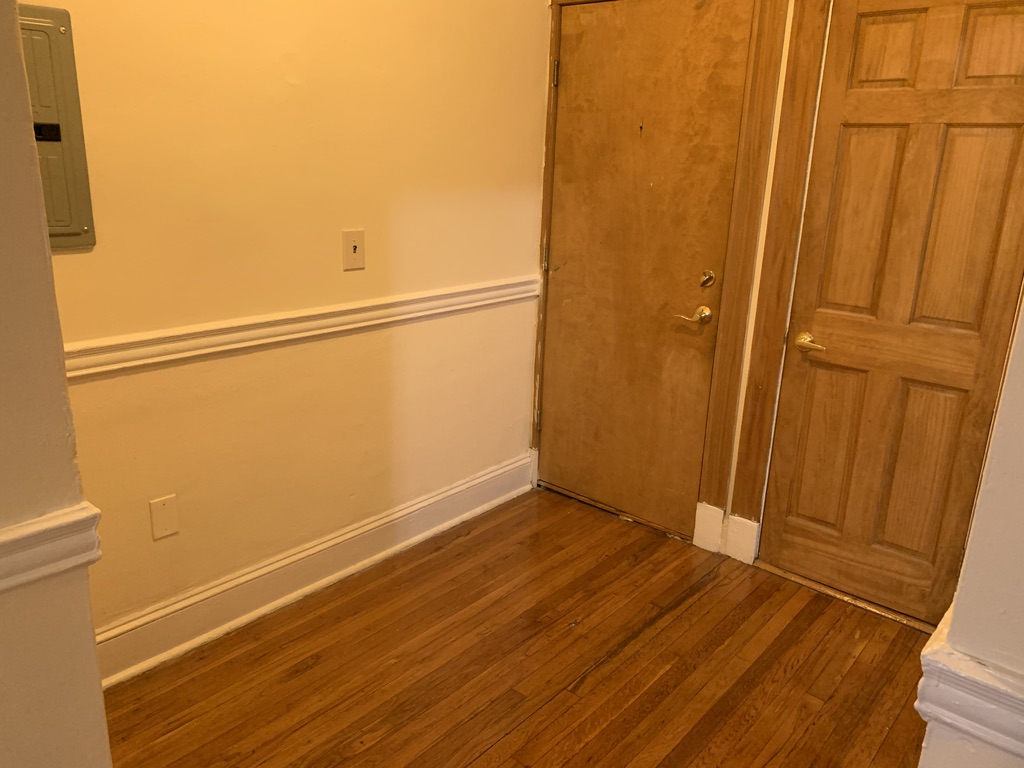 Photos of apartment on Riverway,Boston MA 02115