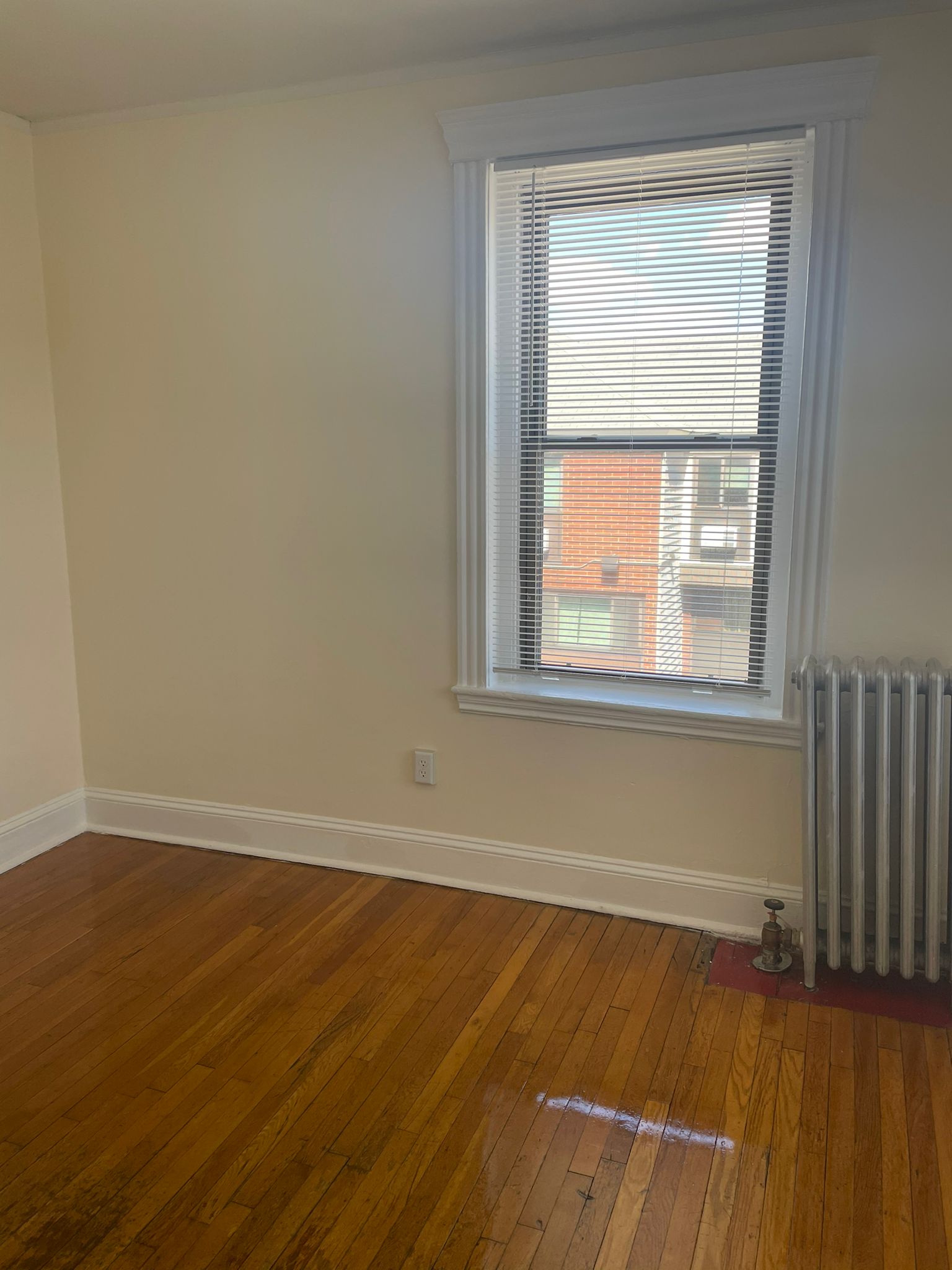 352 Riverway, Mission Hill