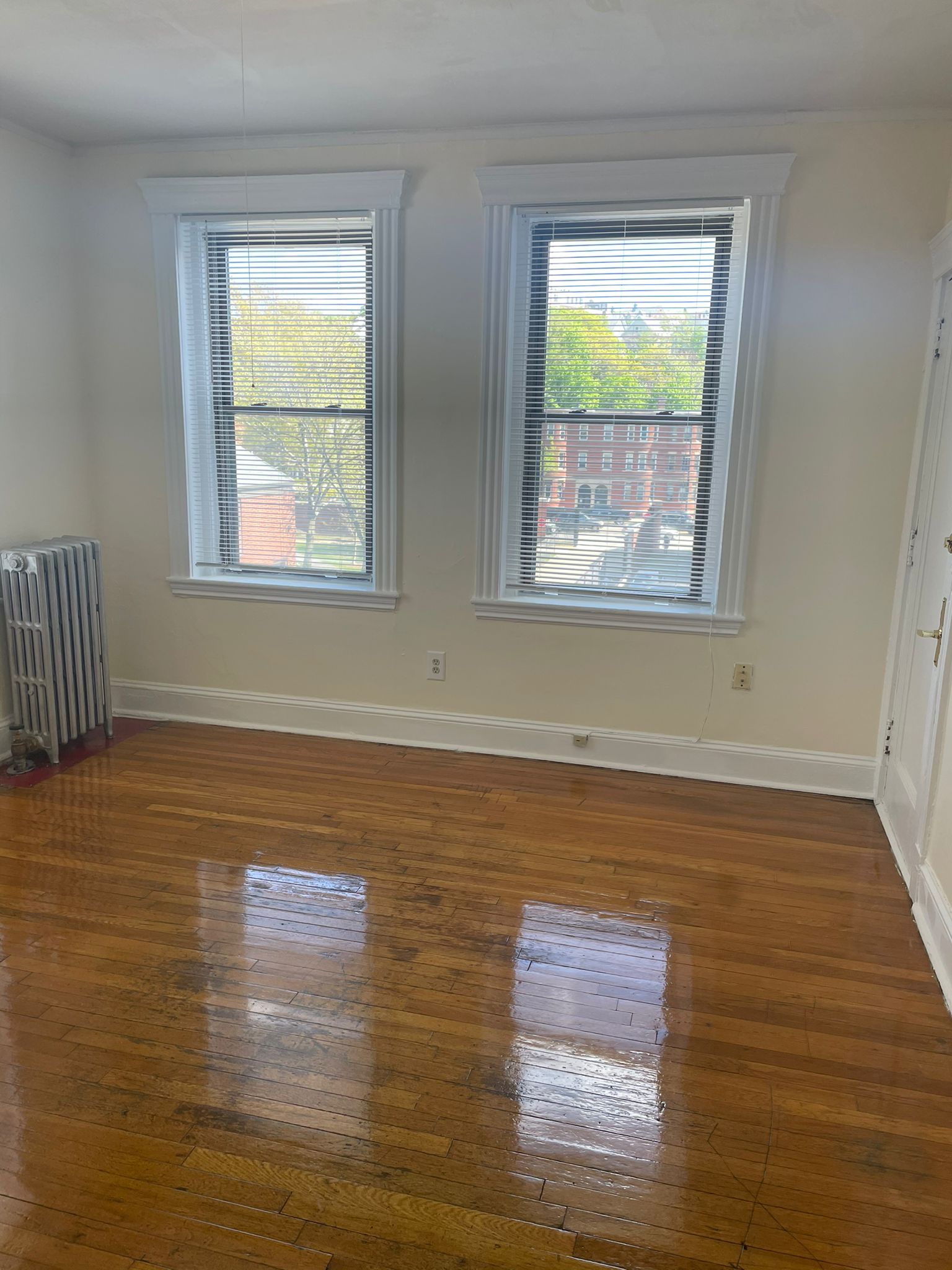 352 Riverway, Mission Hill