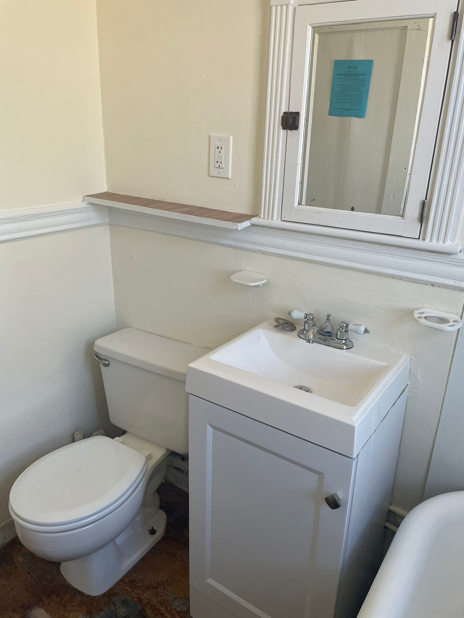 352 Riverway, Mission Hill