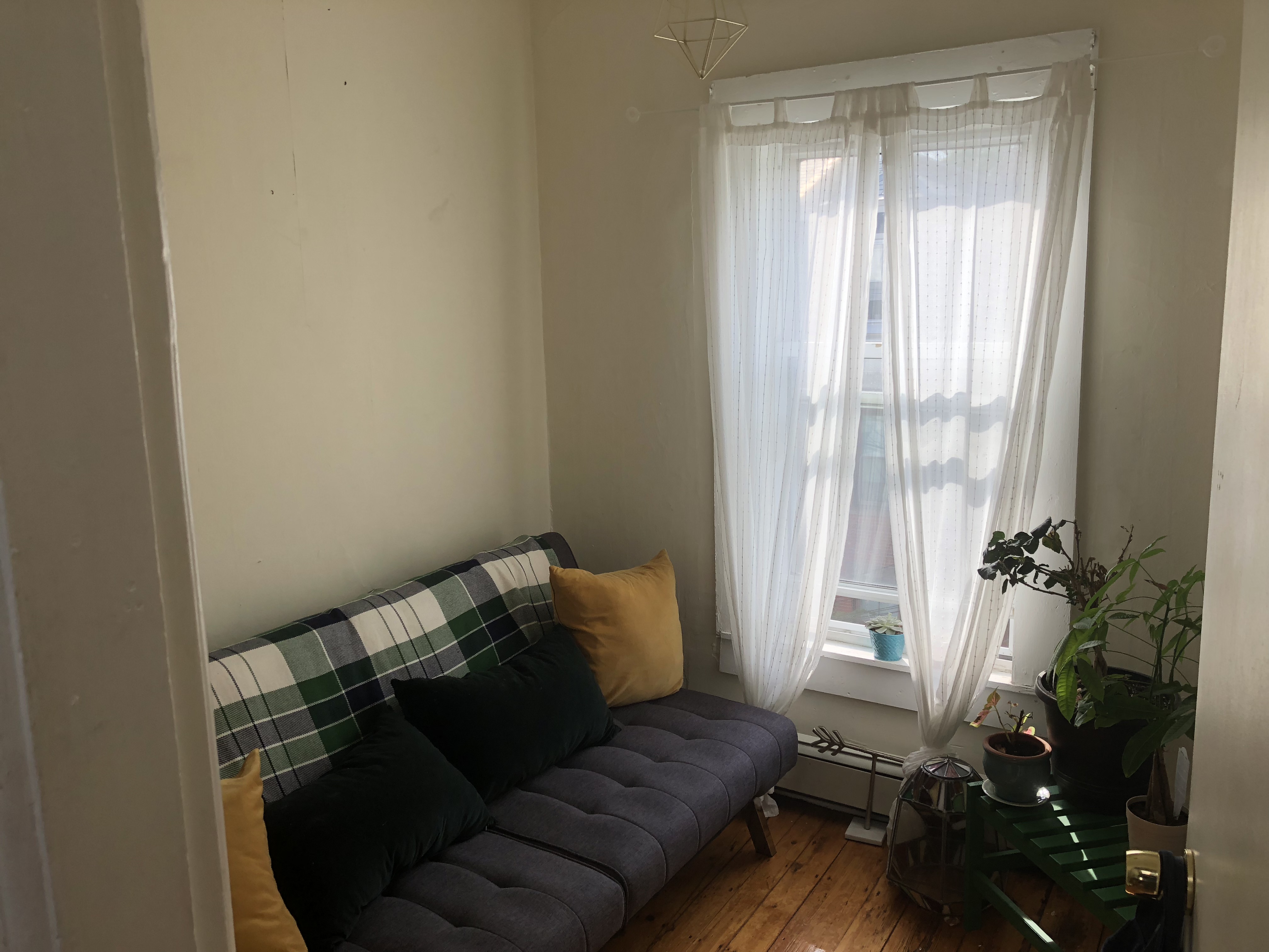 1 bed, 1 bath apartment for rent at 46 5 Florence St Unit 3, East Somerville — photo 3 of 19