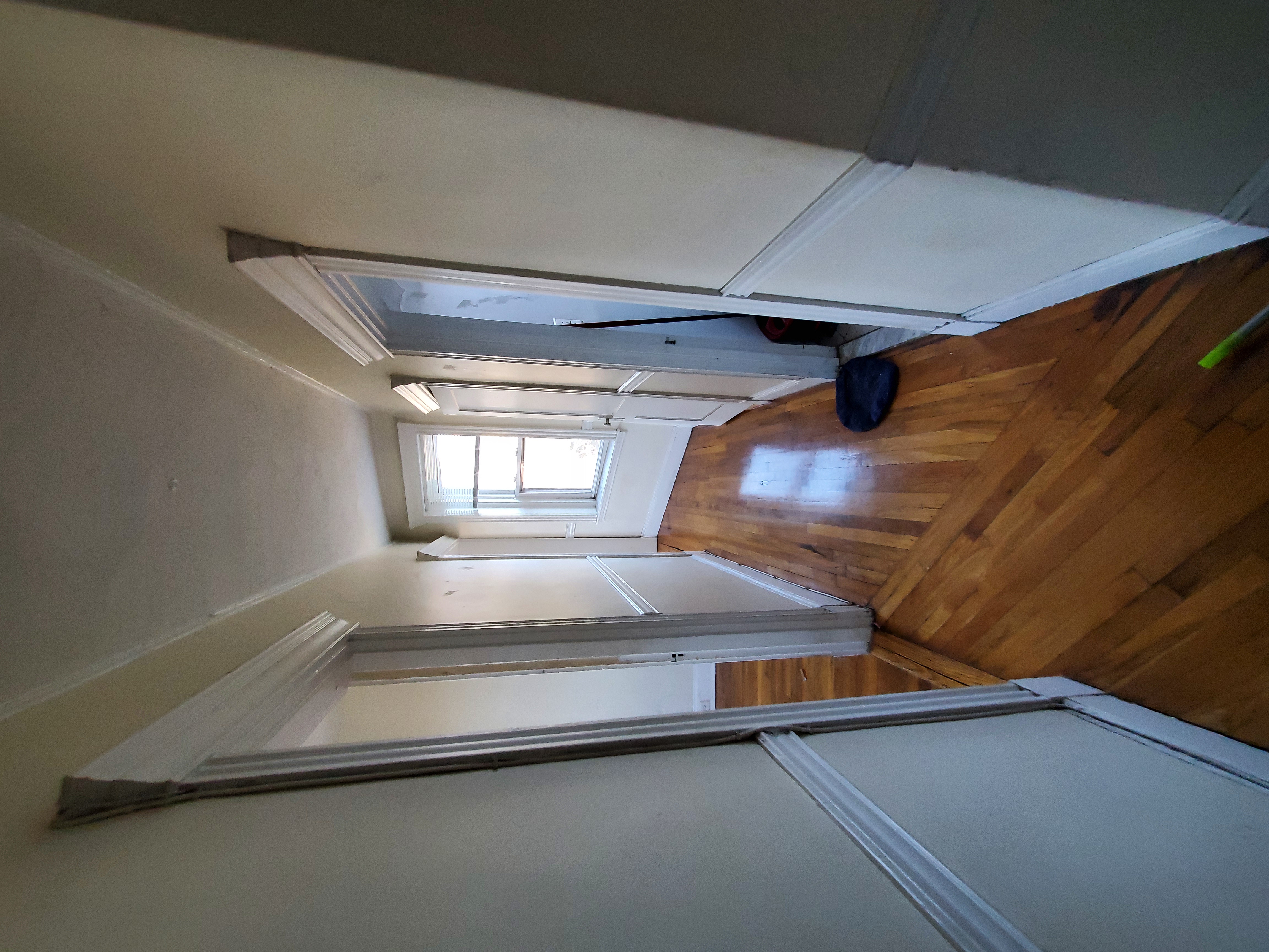 2 bed, 1 bath apartment for rent at 352 Riverway Unit 21, Mission Hill — photo 5 of 7