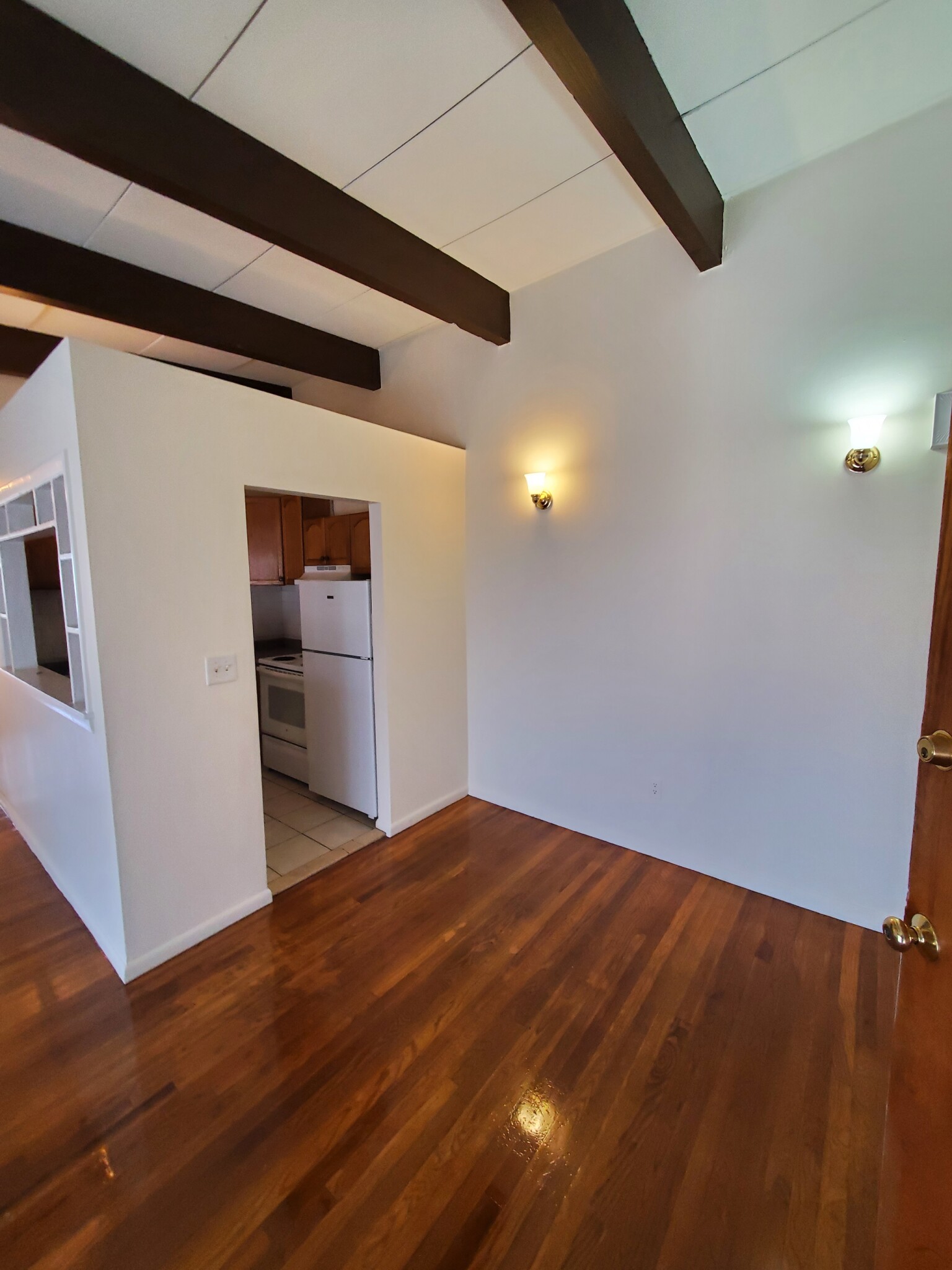 180 Central St, Stoneham