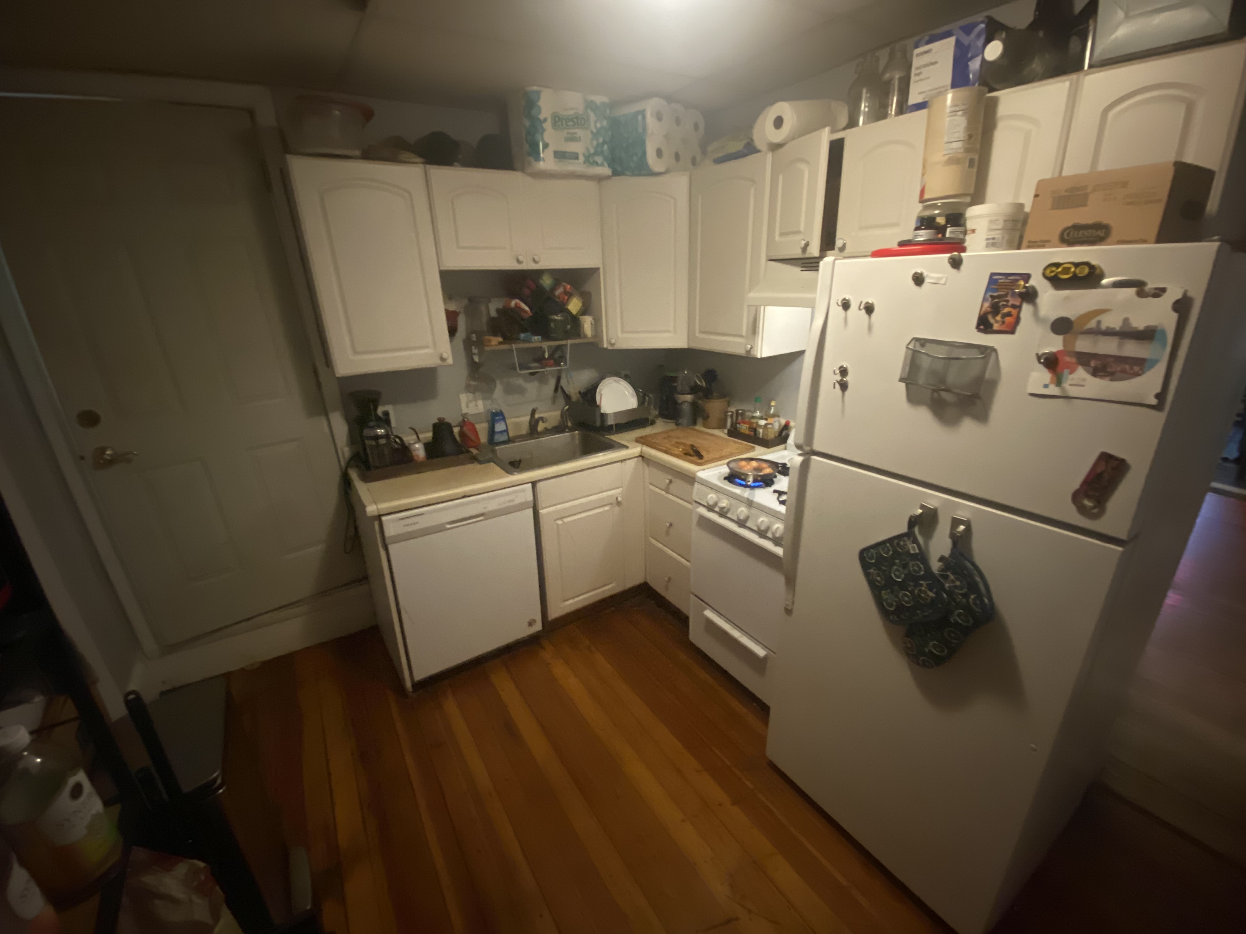 6 Alberta Ter, North Cambridge