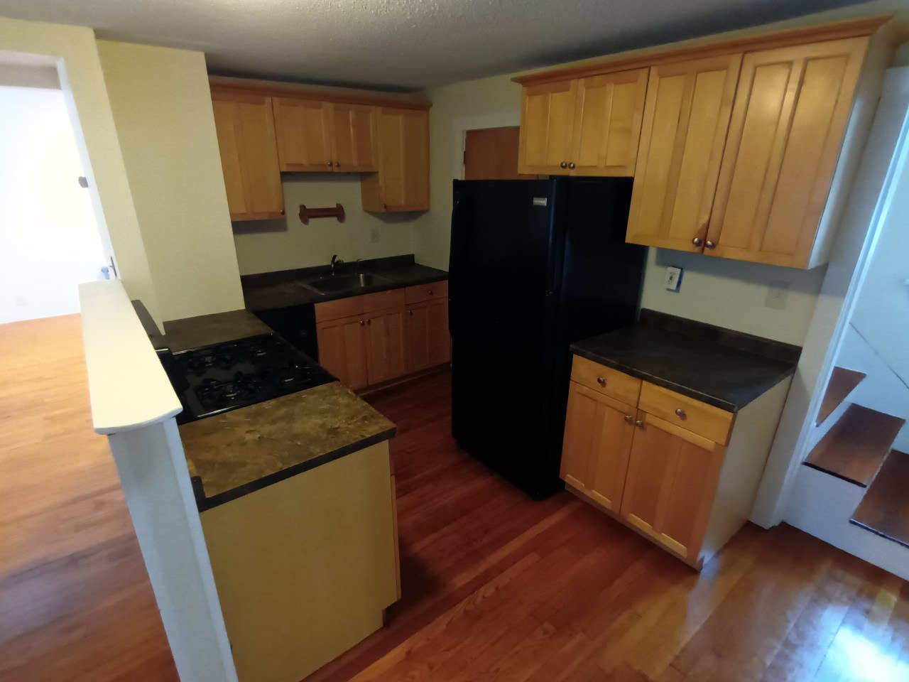 4 Park St, Arlington