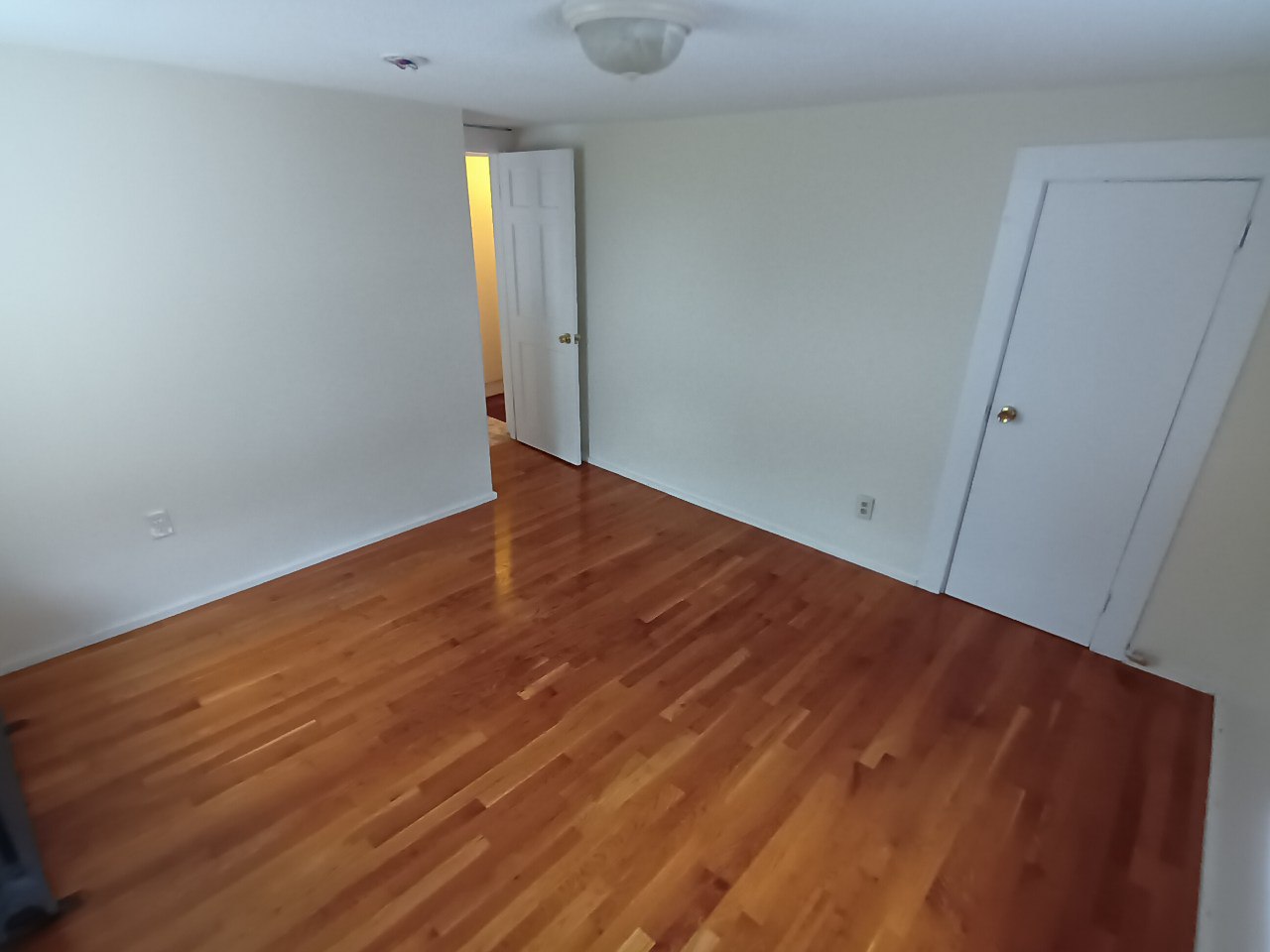 4 Park St, Arlington