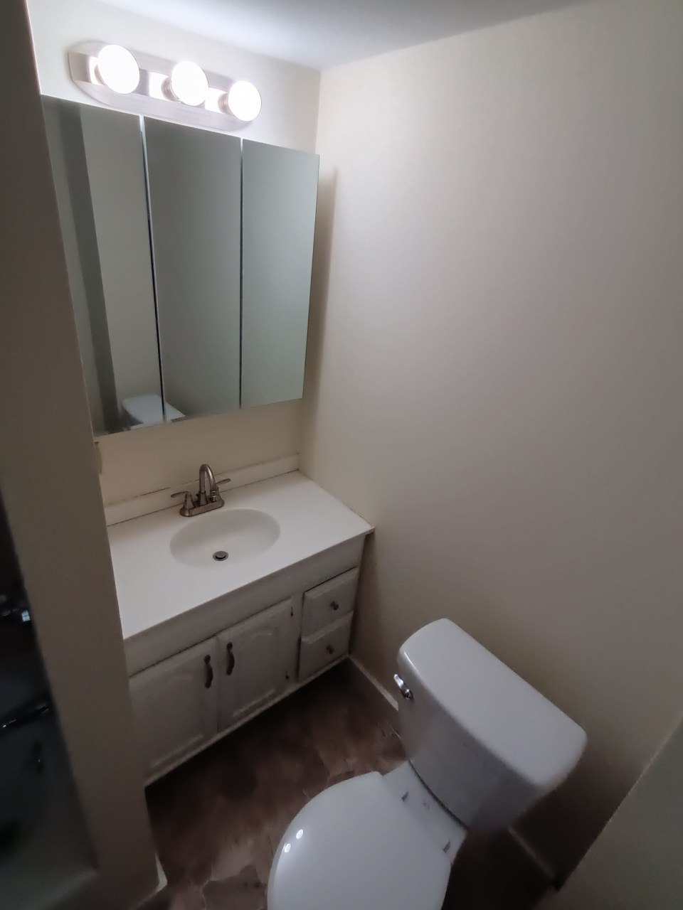 4 Park St, Arlington