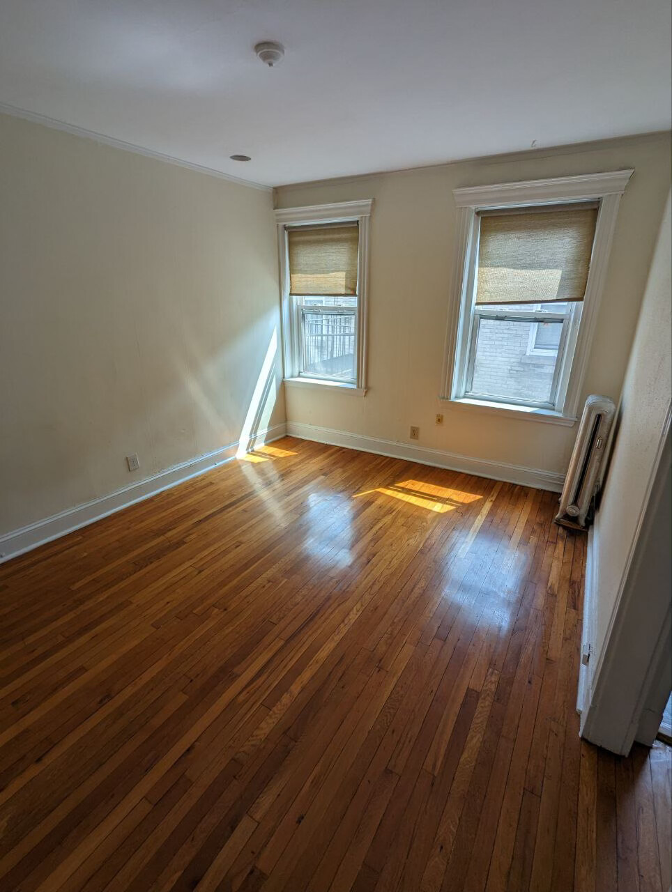 364 Riverway, Mission Hill