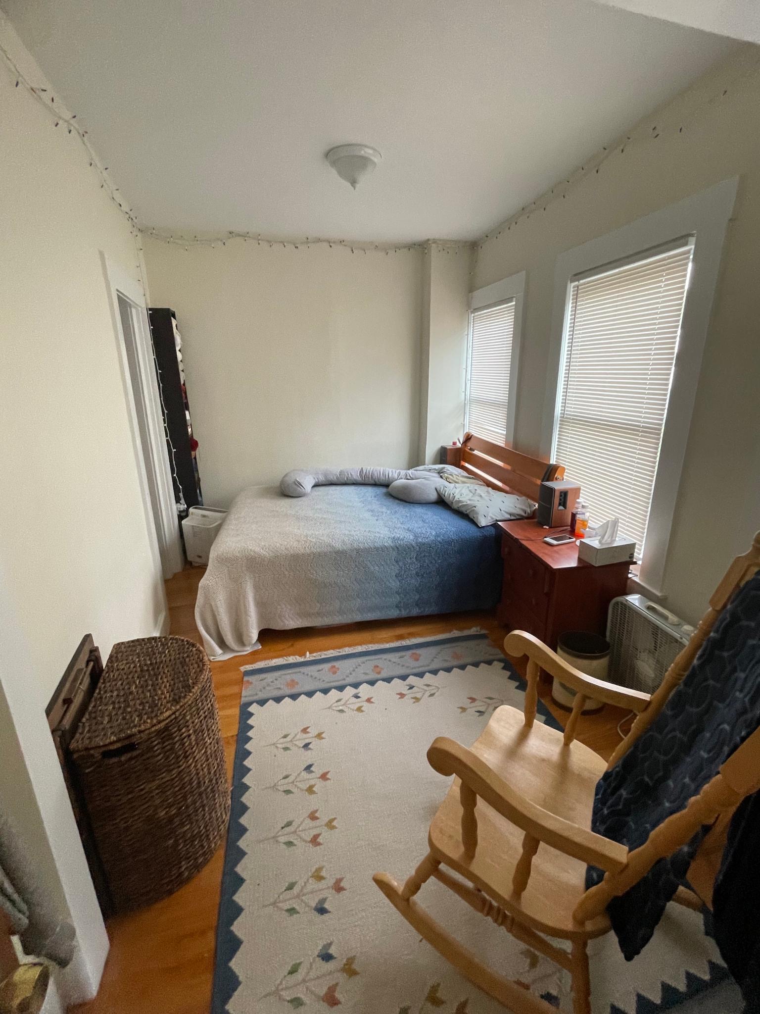 132 5 Oxford St, Porter Square