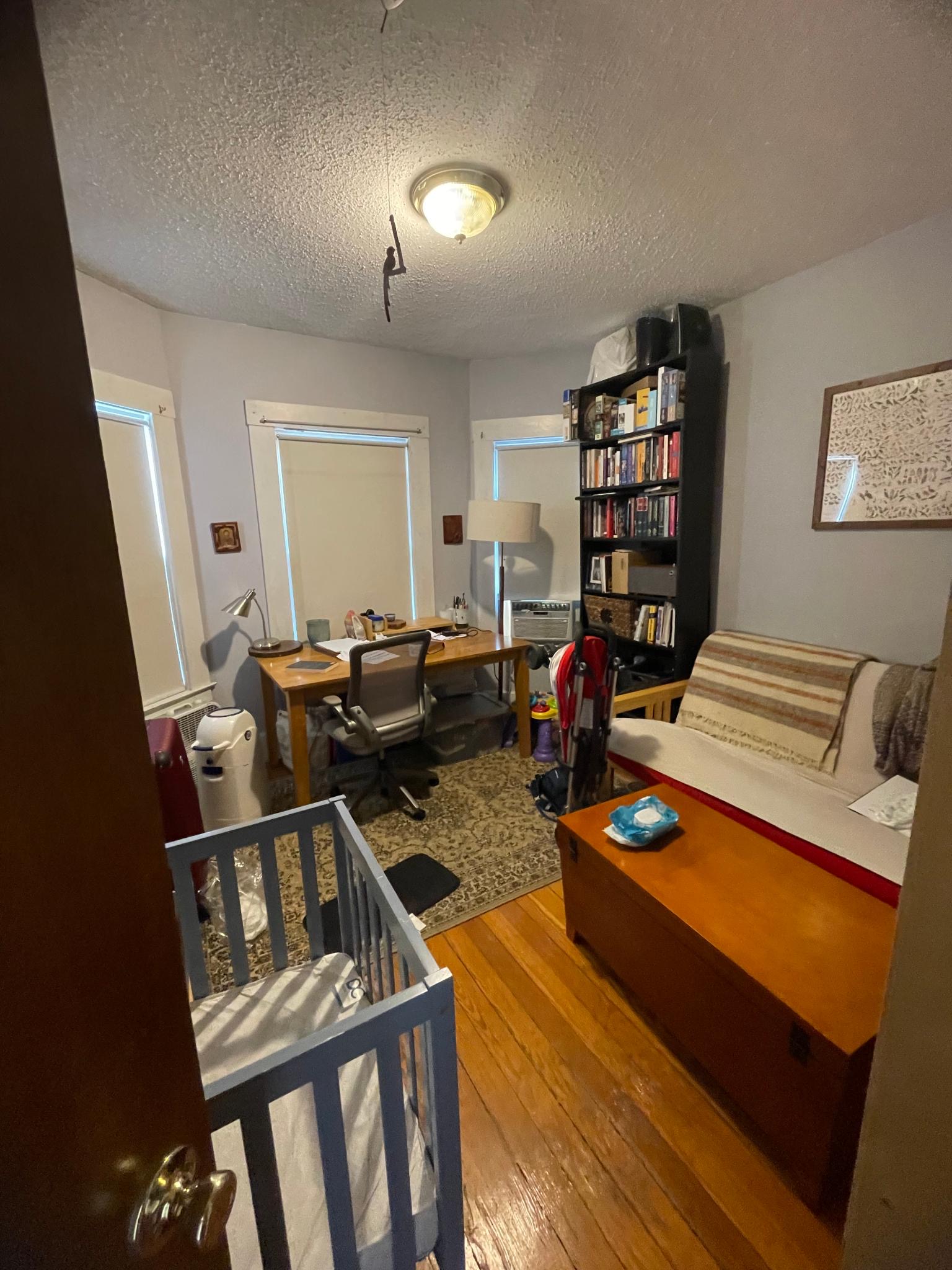 132 5 Oxford St, Porter Square