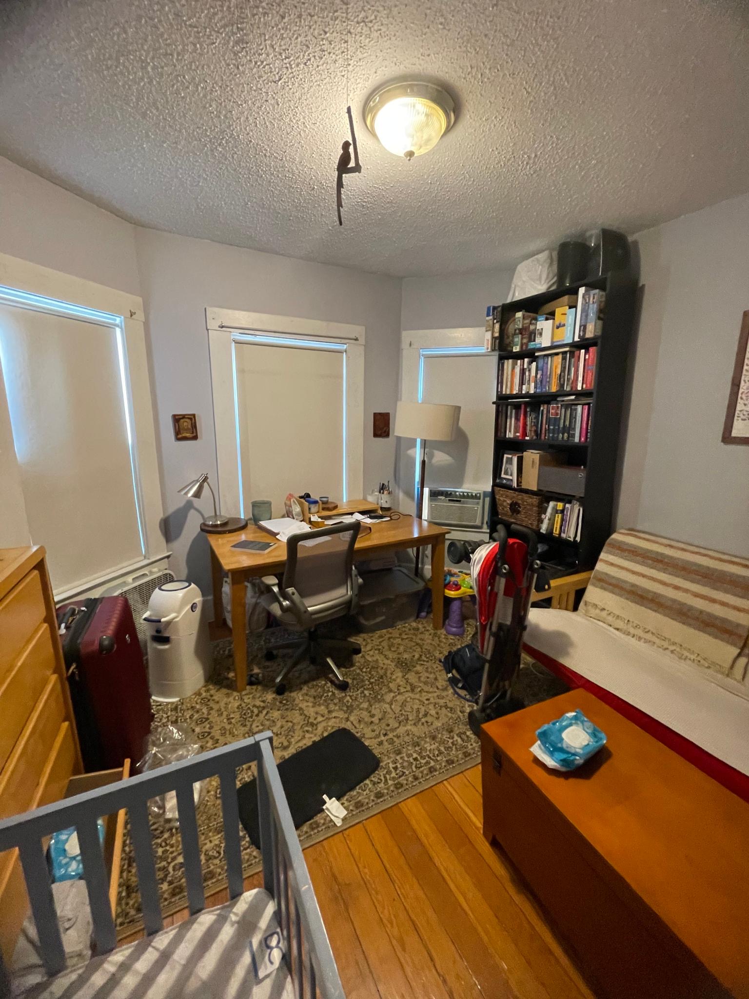 132 5 Oxford St, Porter Square