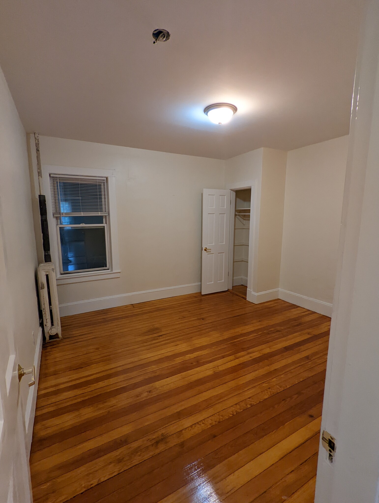Photos of apartment on Oxford St.,Cambridge MA 02140