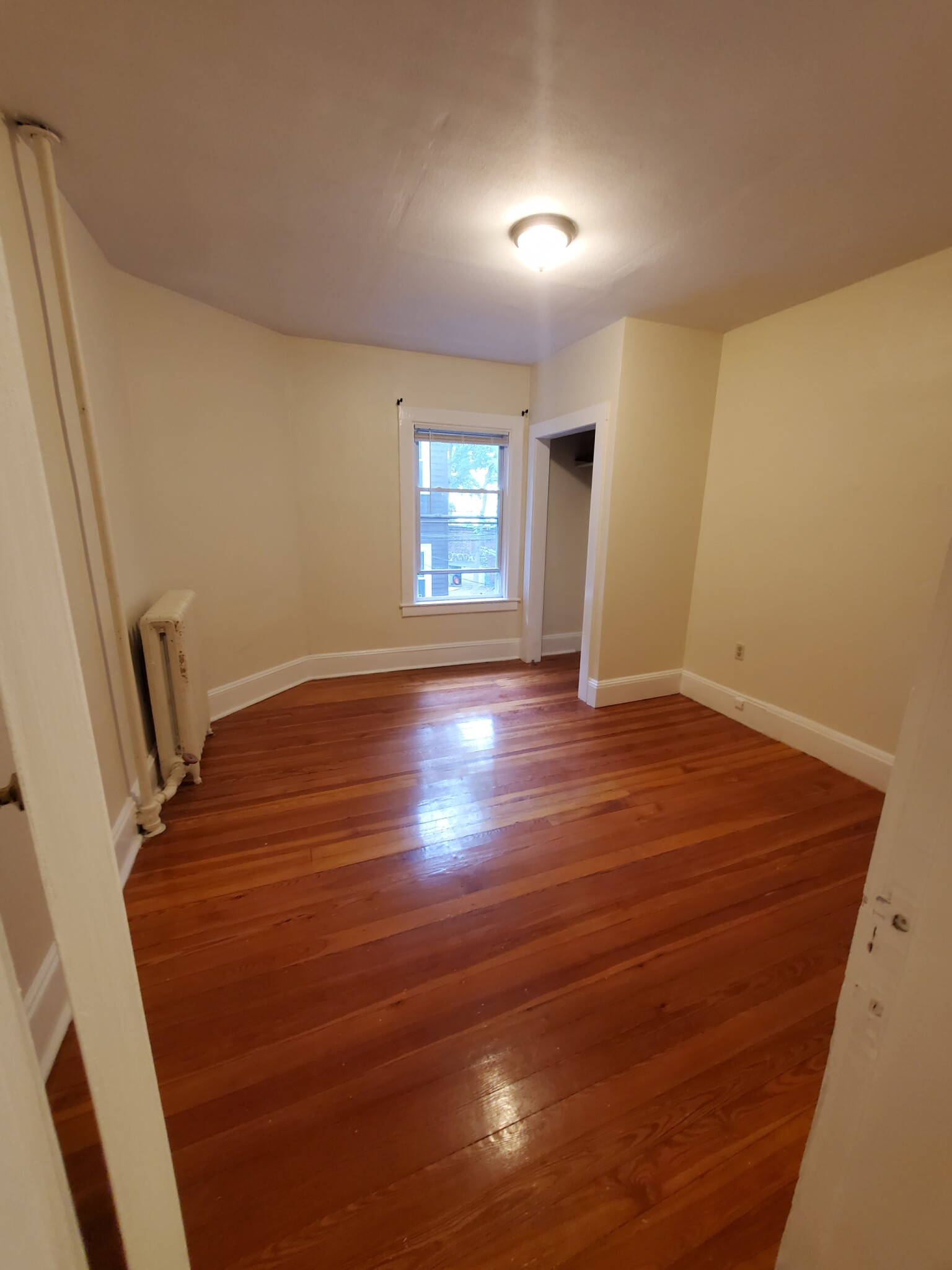 Photos of apartment on Oxford St.,Cambridge MA 02140