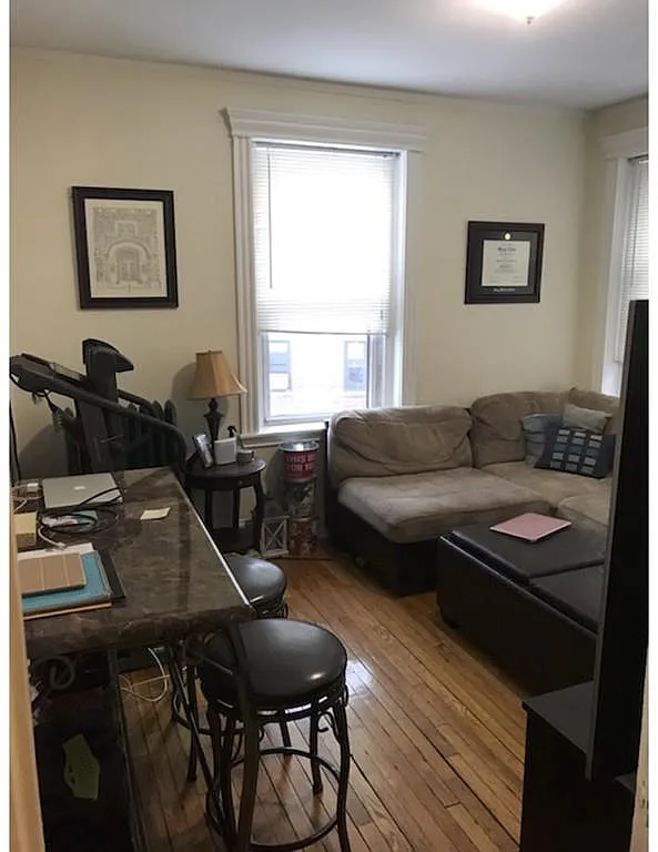 364 Riverway, Mission Hill