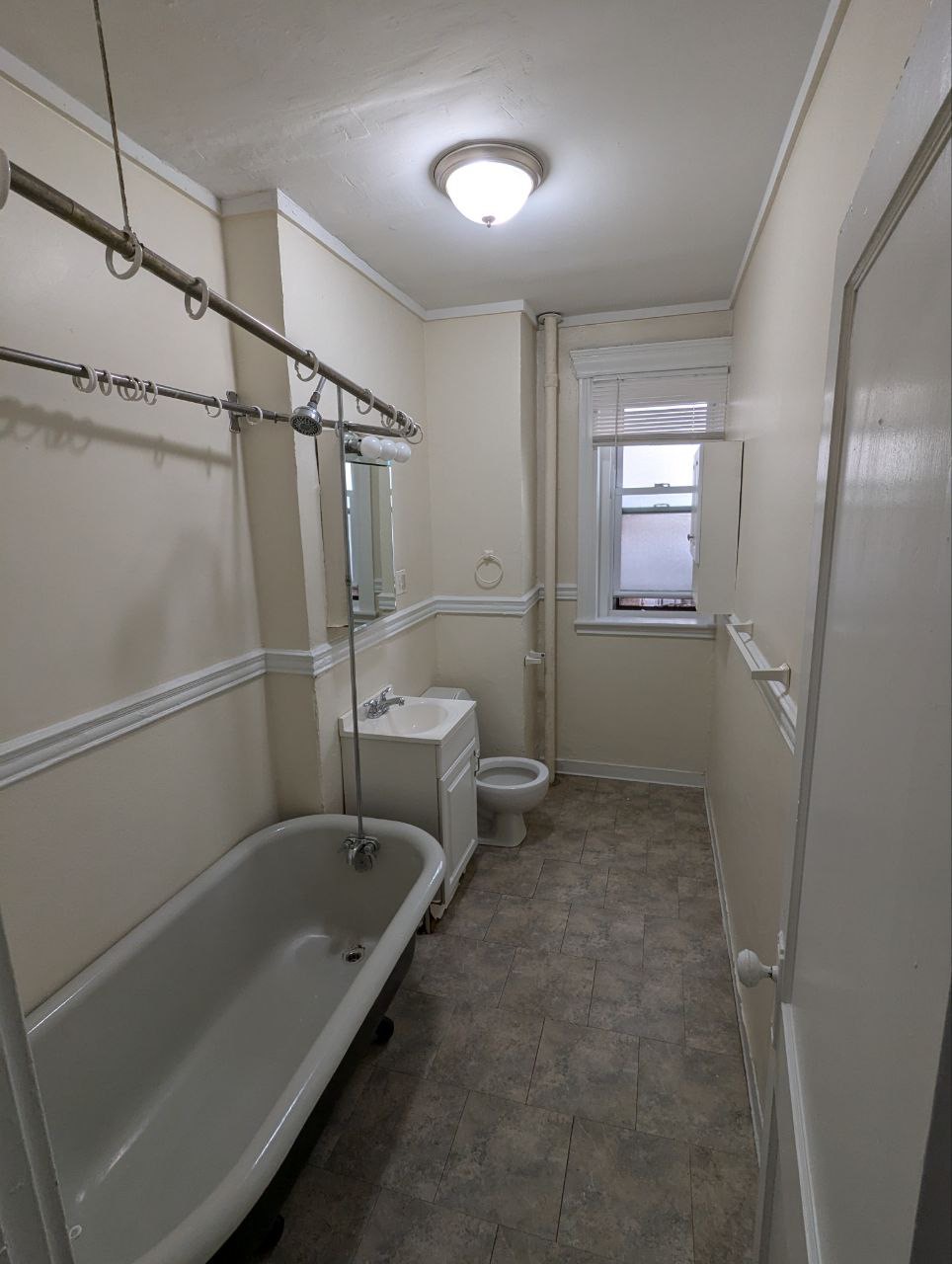 364 Riverway, Mission Hill