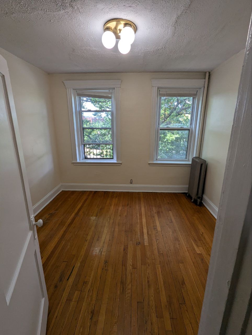 364 Riverway, Mission Hill