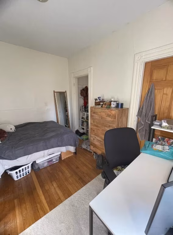 Photos of apartment on Beacon St.,Somerville MA 02143