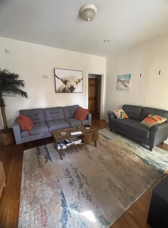 Photos of apartment on Beacon St.,Somerville MA 02143