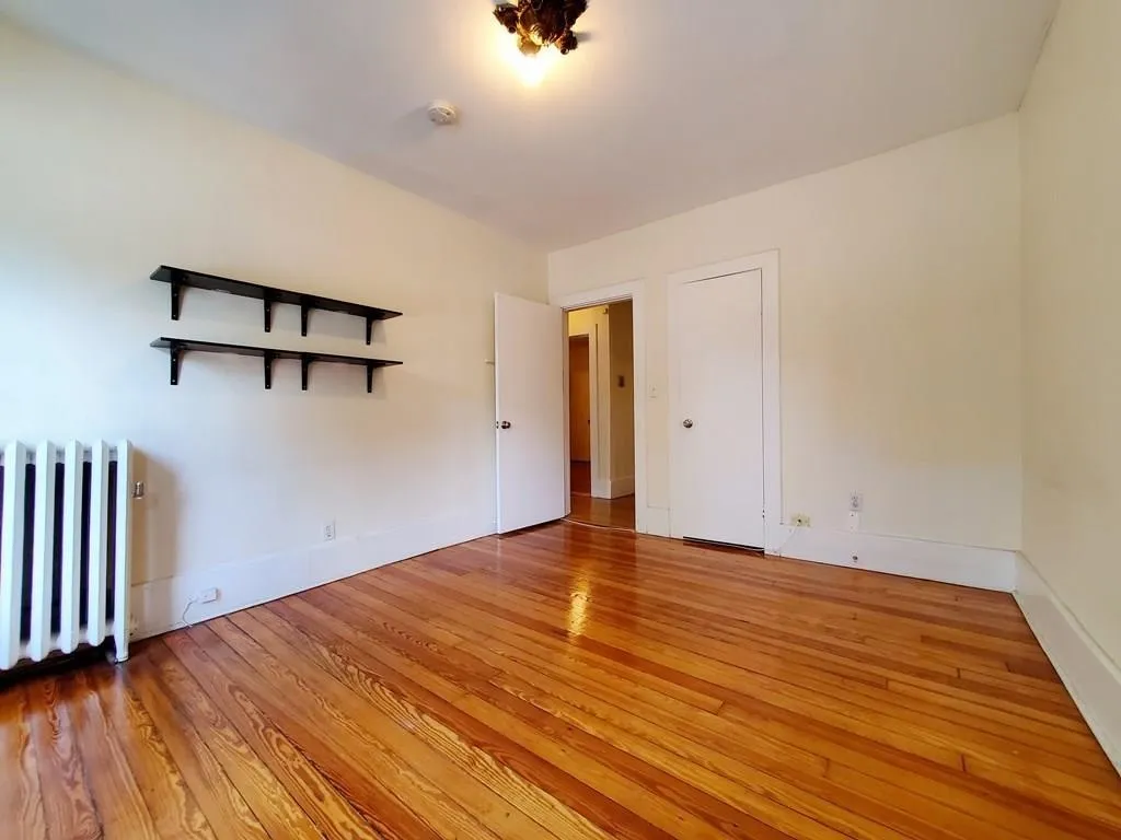 Photos of apartment on Oxford St.,Cambridge MA 02140