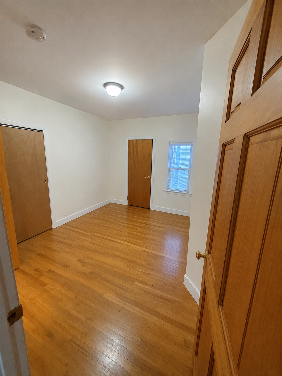 Photos of apartment on Beacon St.,Somerville MA 02143