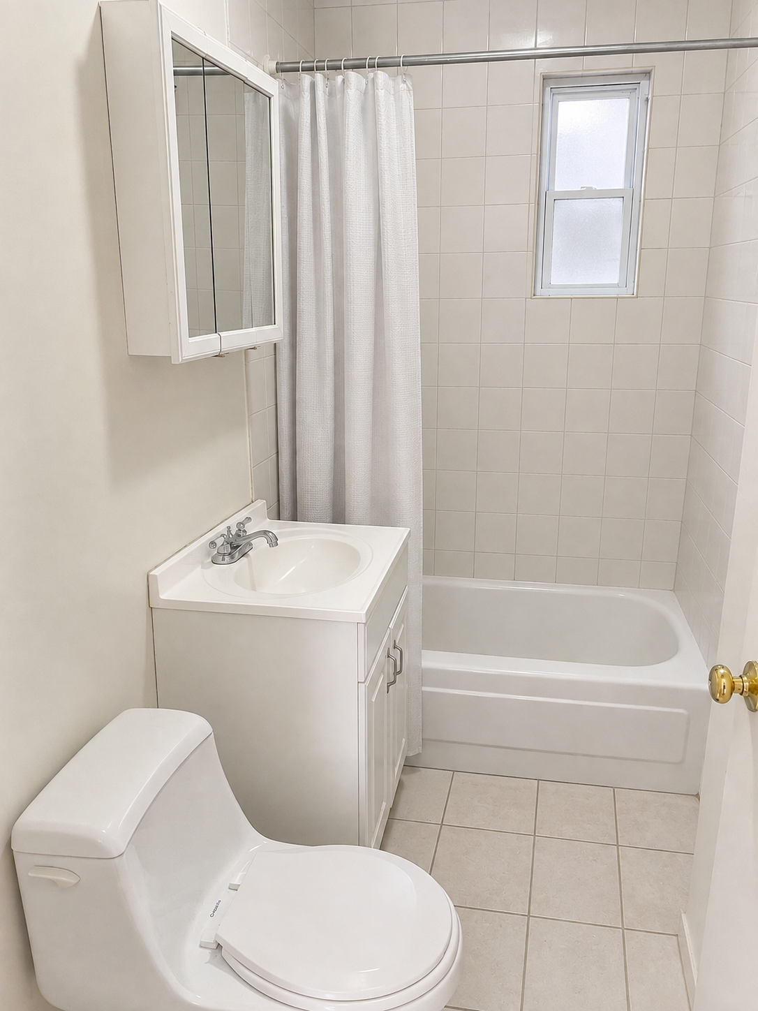 Photos of apartment on Oxford St.,Cambridge MA 02140