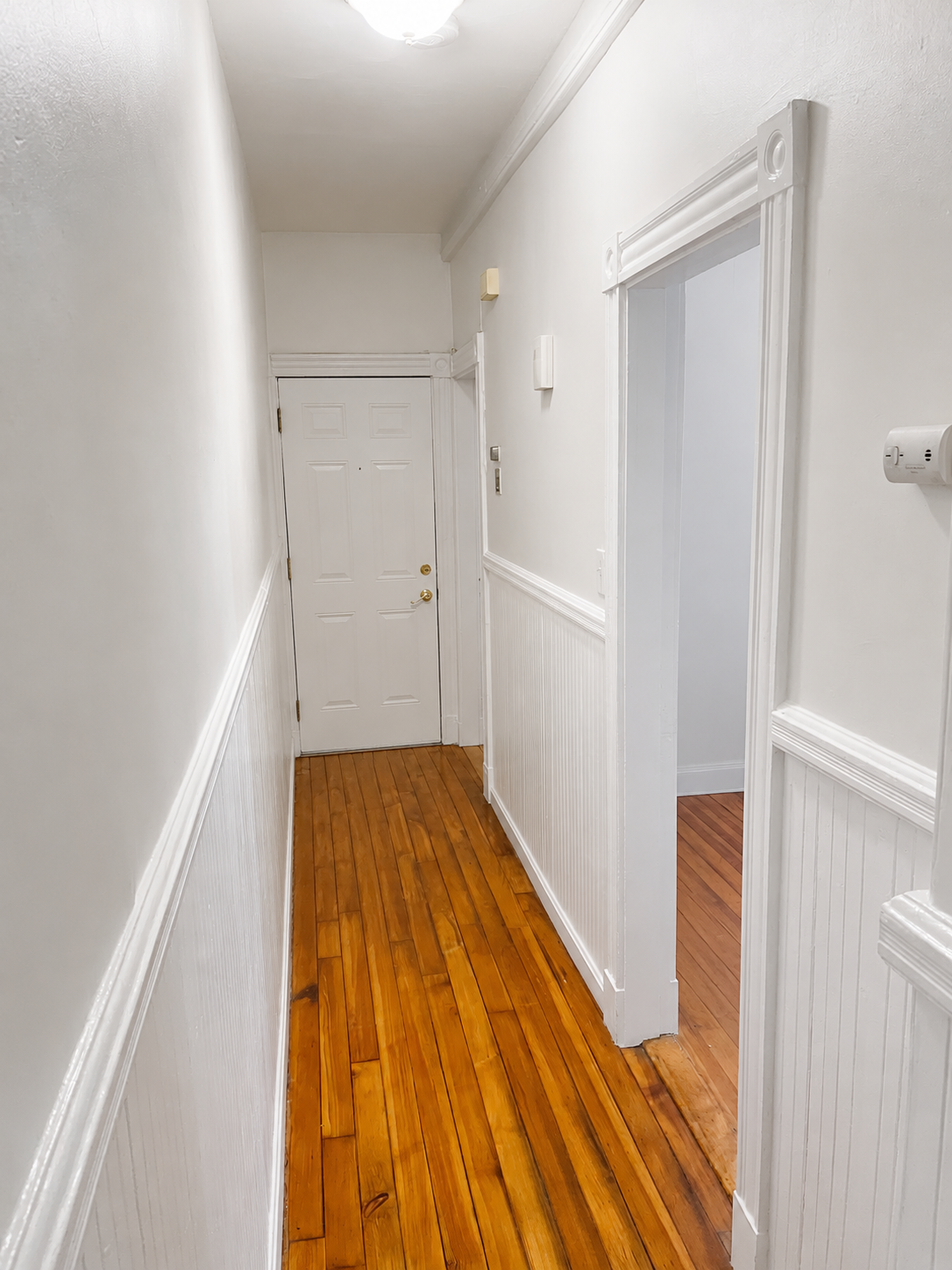 Photos of apartment on Galen St.,Watertown MA 02472