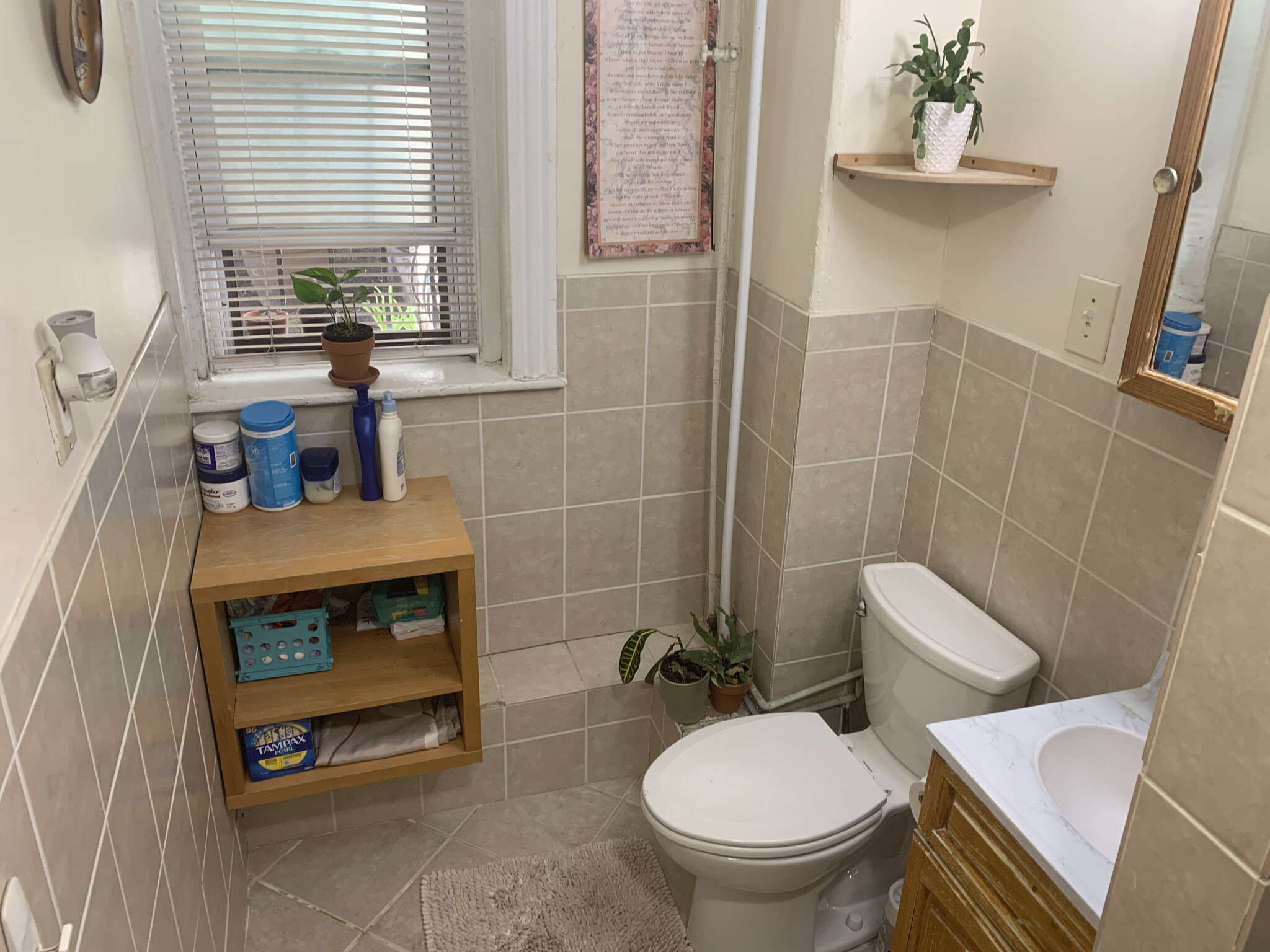 Photos of apartment on Riverway,Boston MA 02115